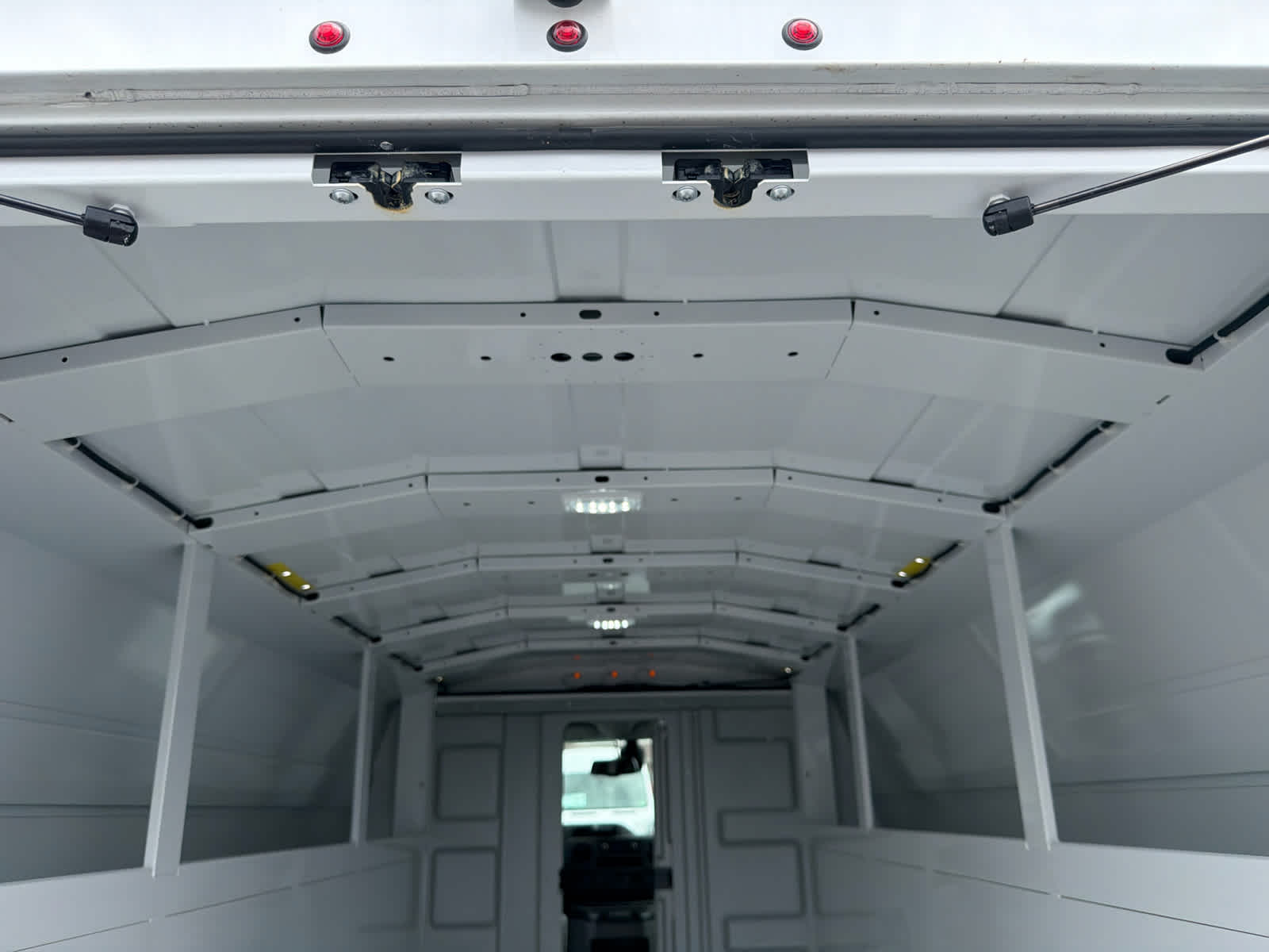 2026 Ford E-350 Cutaway 