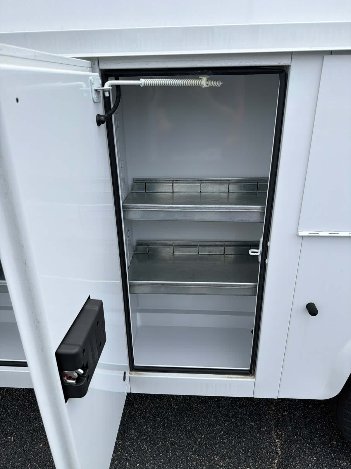 2026 Ford E-350 Cutaway 