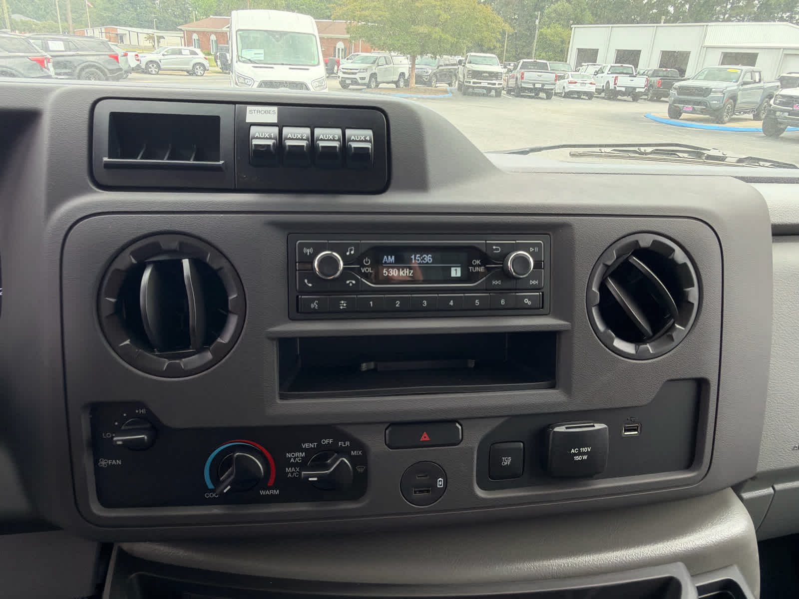 2026 Ford E-350 Cutaway 