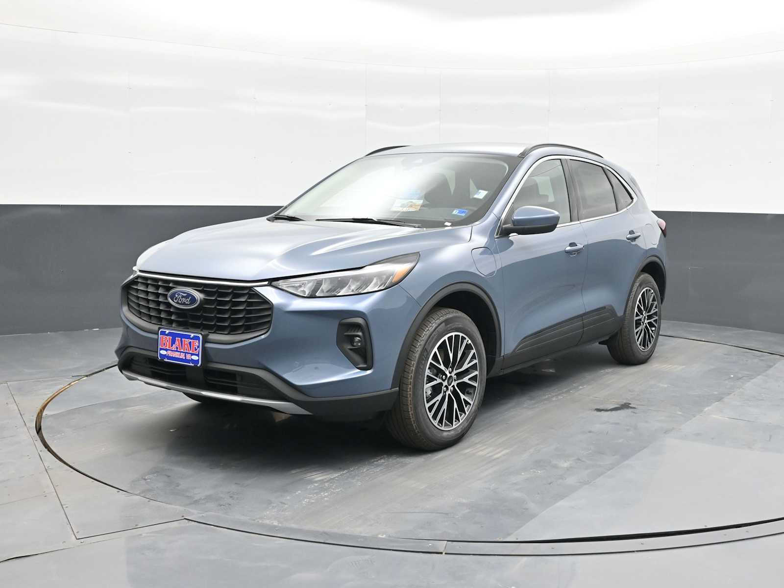 2026 Ford Escape Hybrid Plug-in FWD