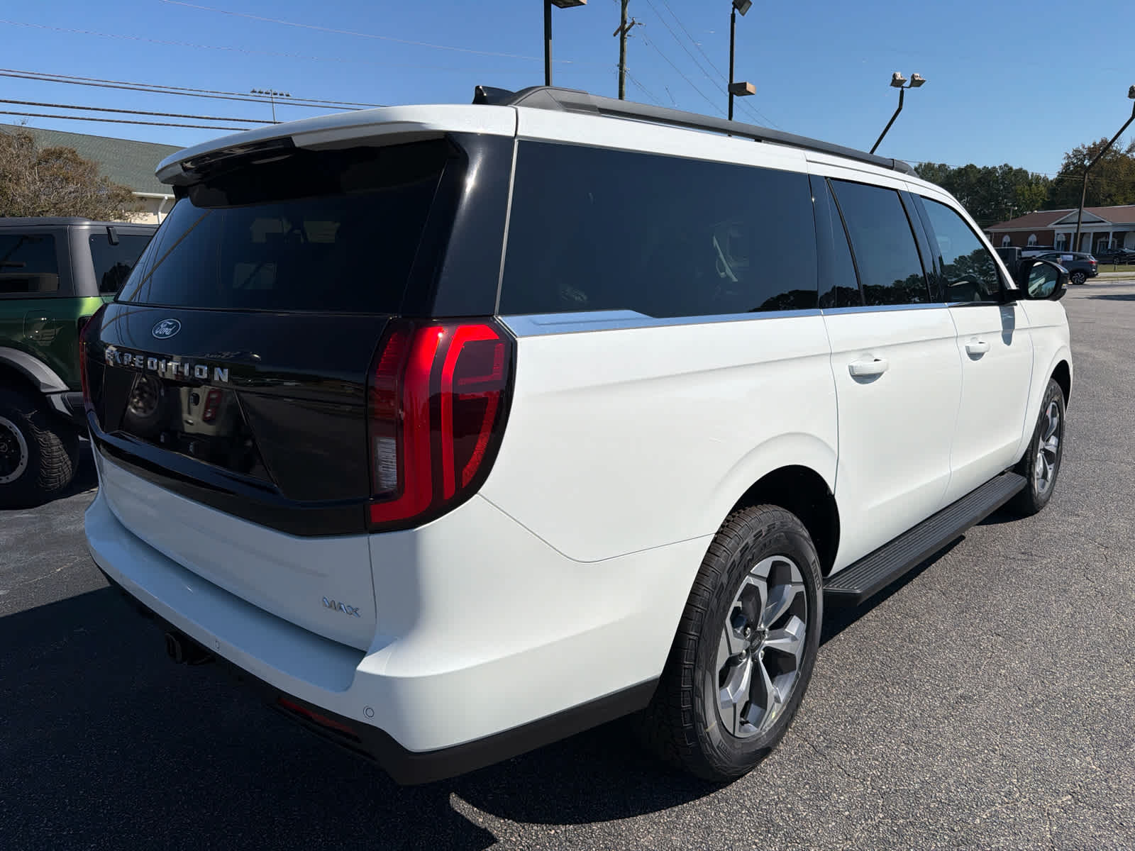 2027 Ford Expedition MAX Active