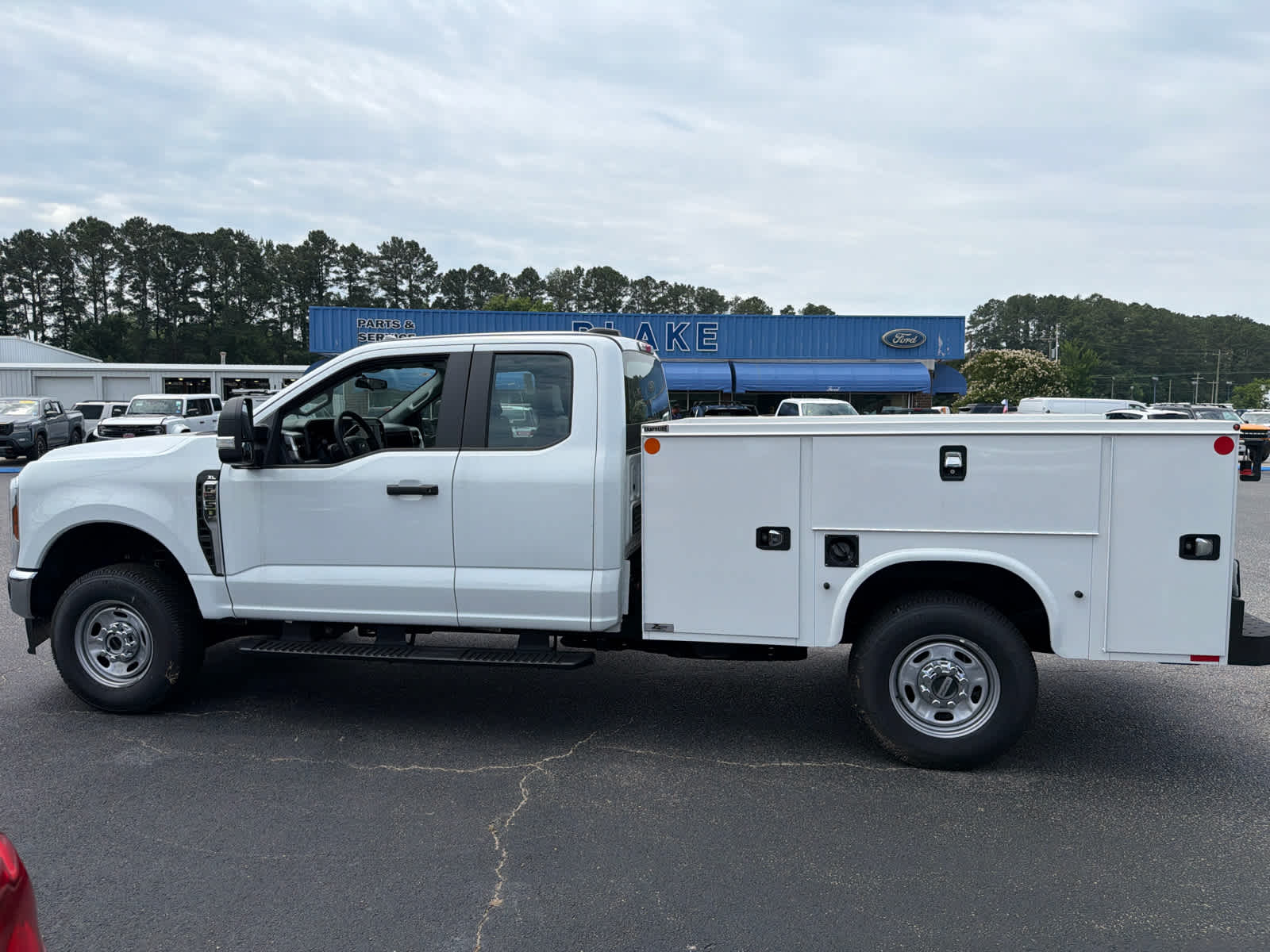 2025 Ford F-250 Super Duty XL
