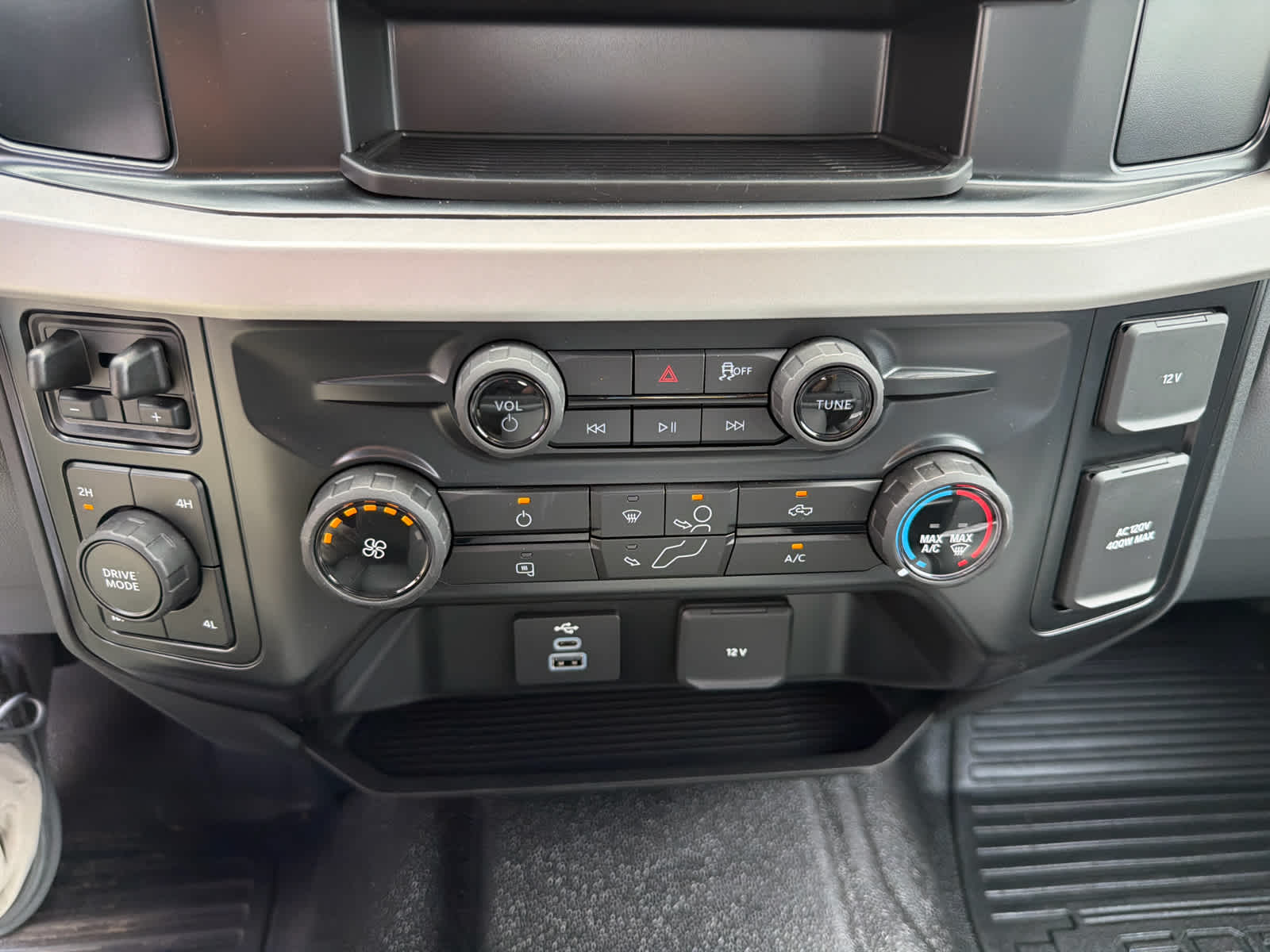 2025 Ford F-250 Super Duty XL