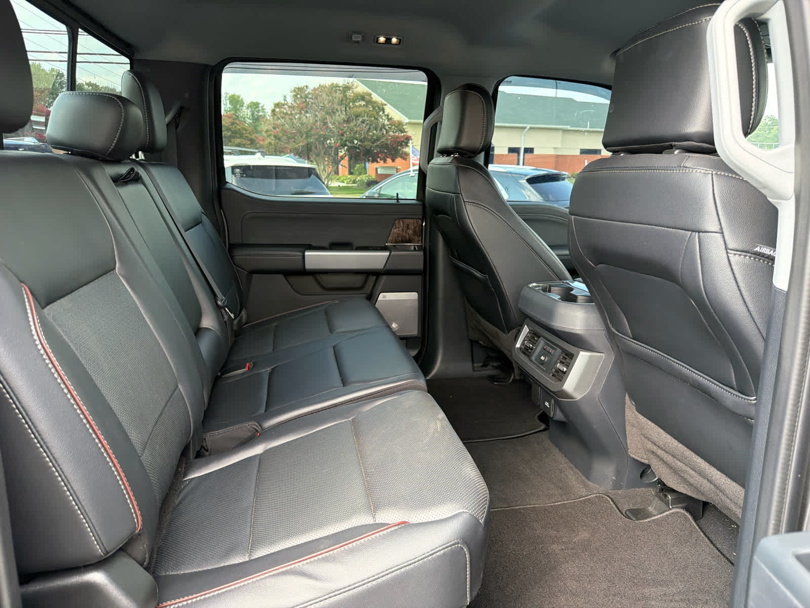 2023 Ford F-250 Super Duty LARIAT