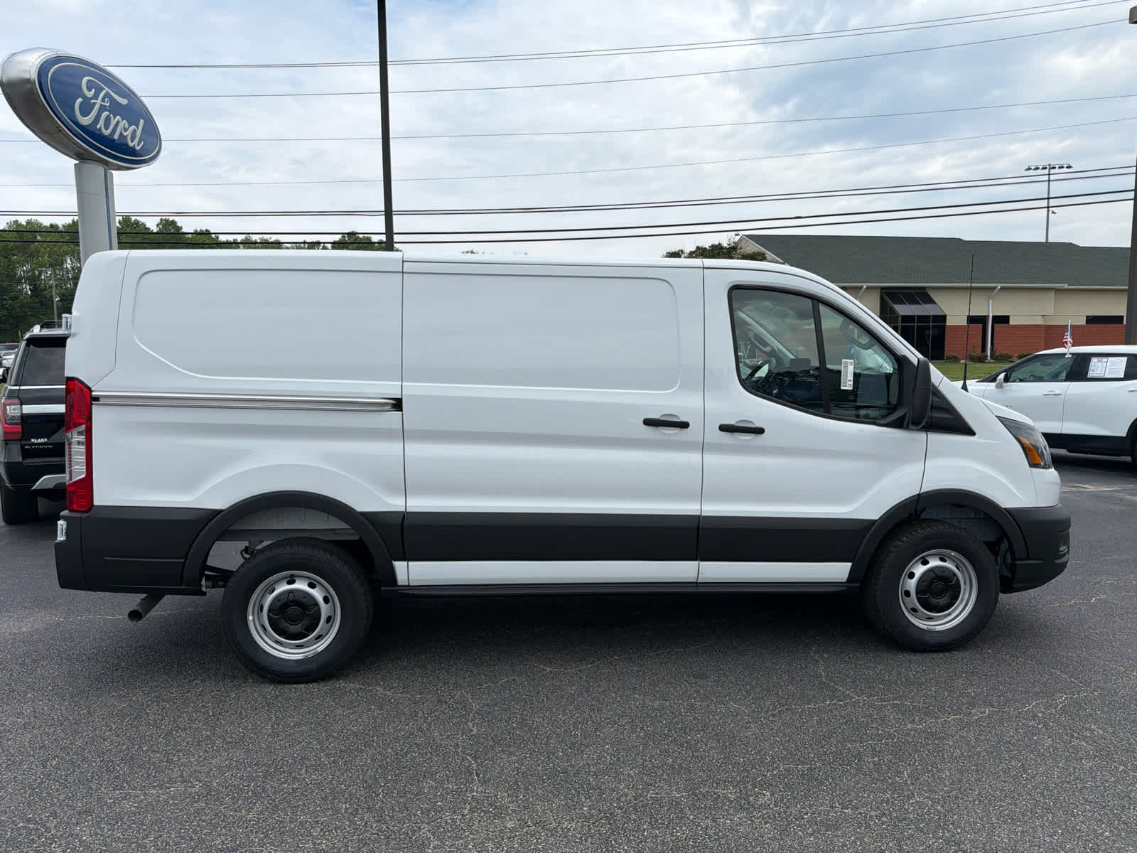 2026 Ford Transit-250 Cargo Van 