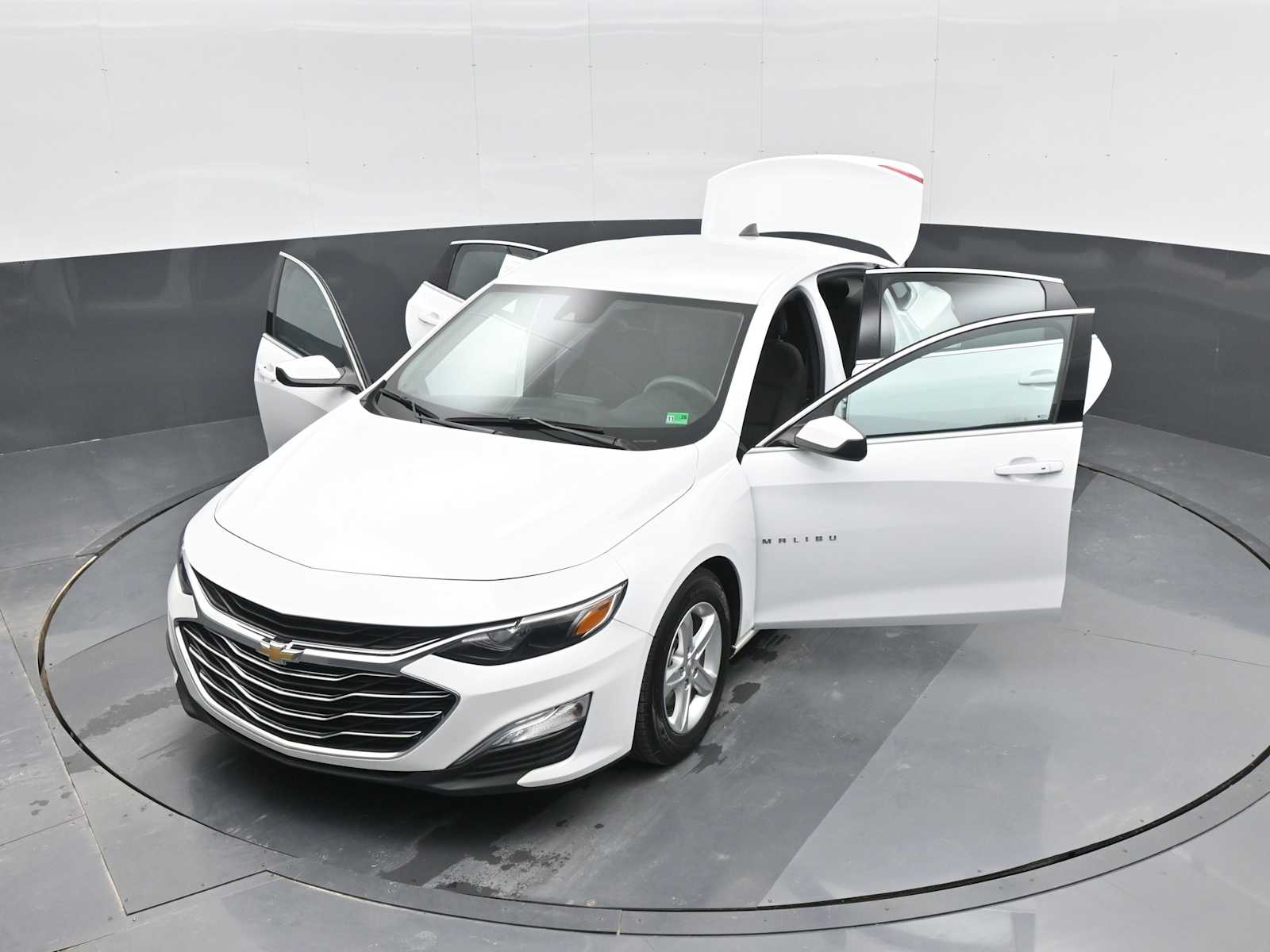 2022 Chevrolet Malibu LS