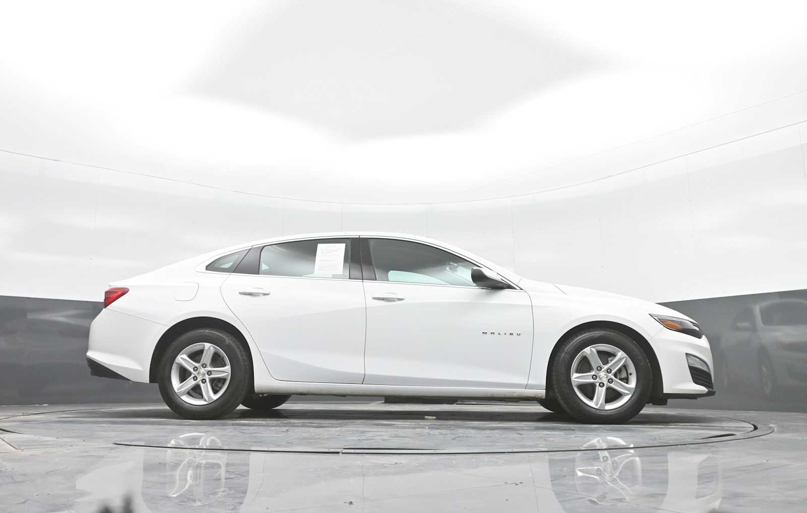 2022 Chevrolet Malibu LS