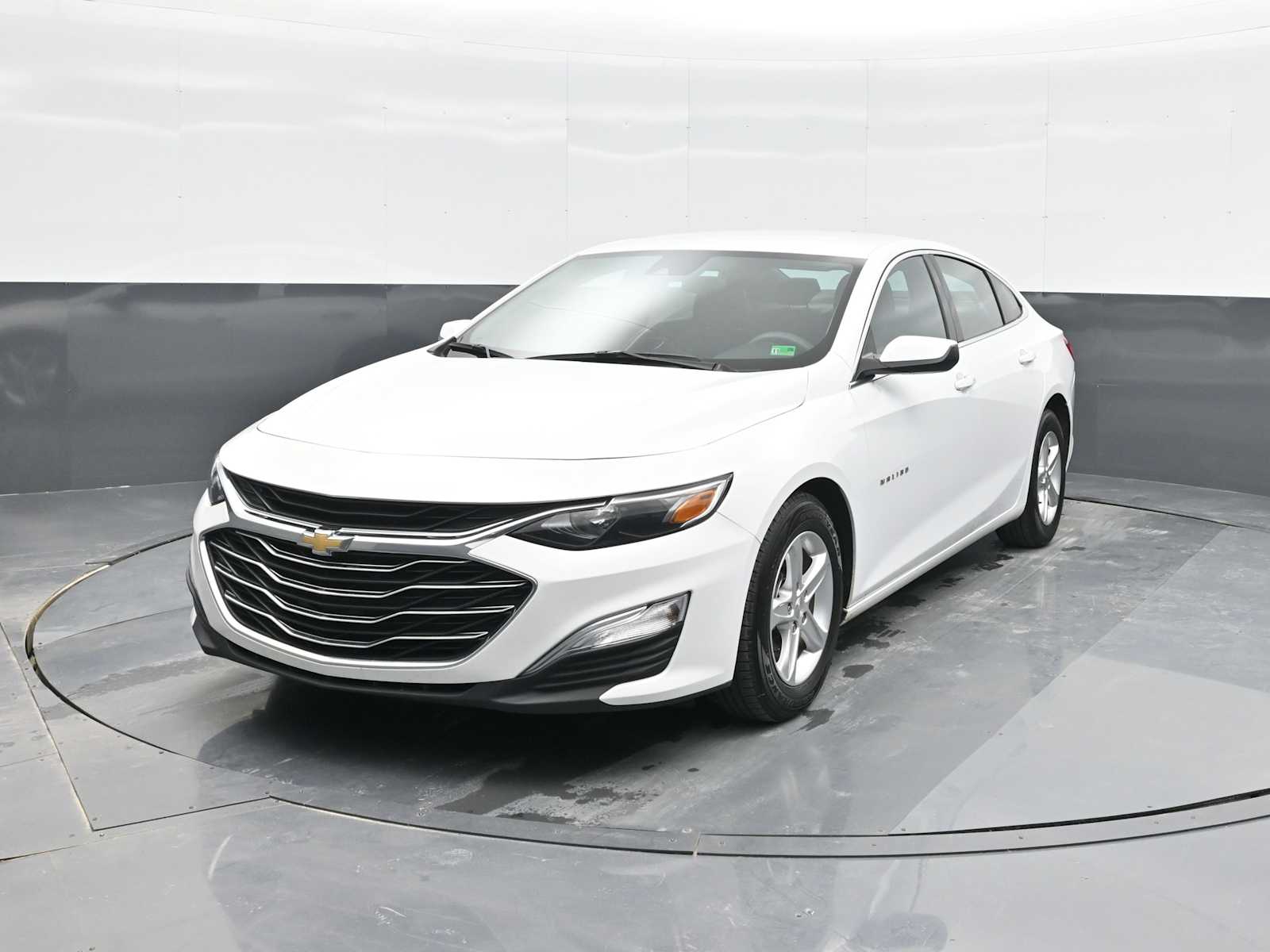 2022 Chevrolet Malibu LS