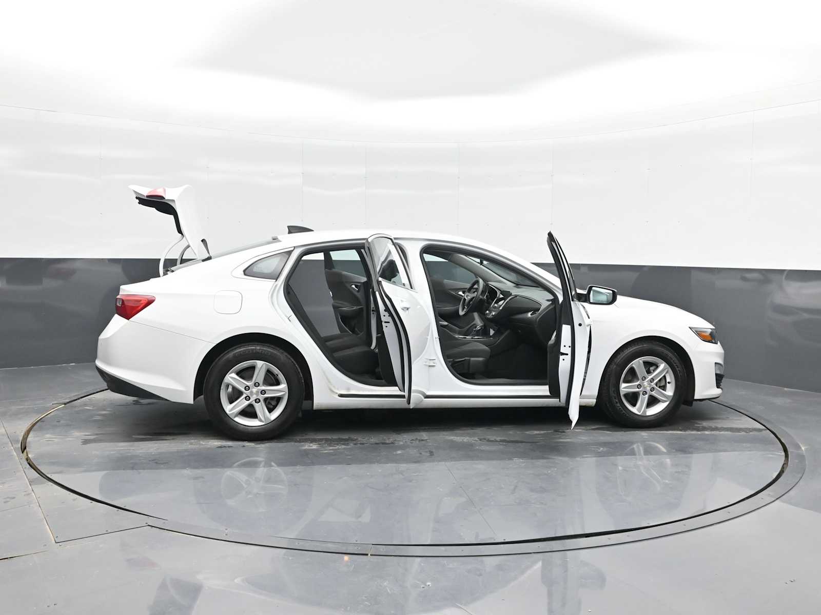 2022 Chevrolet Malibu LS