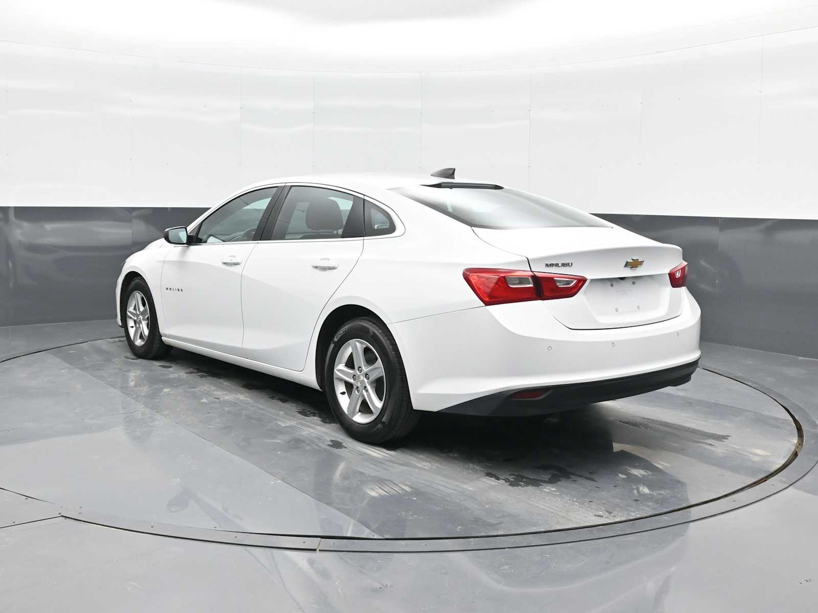 2022 Chevrolet Malibu LS