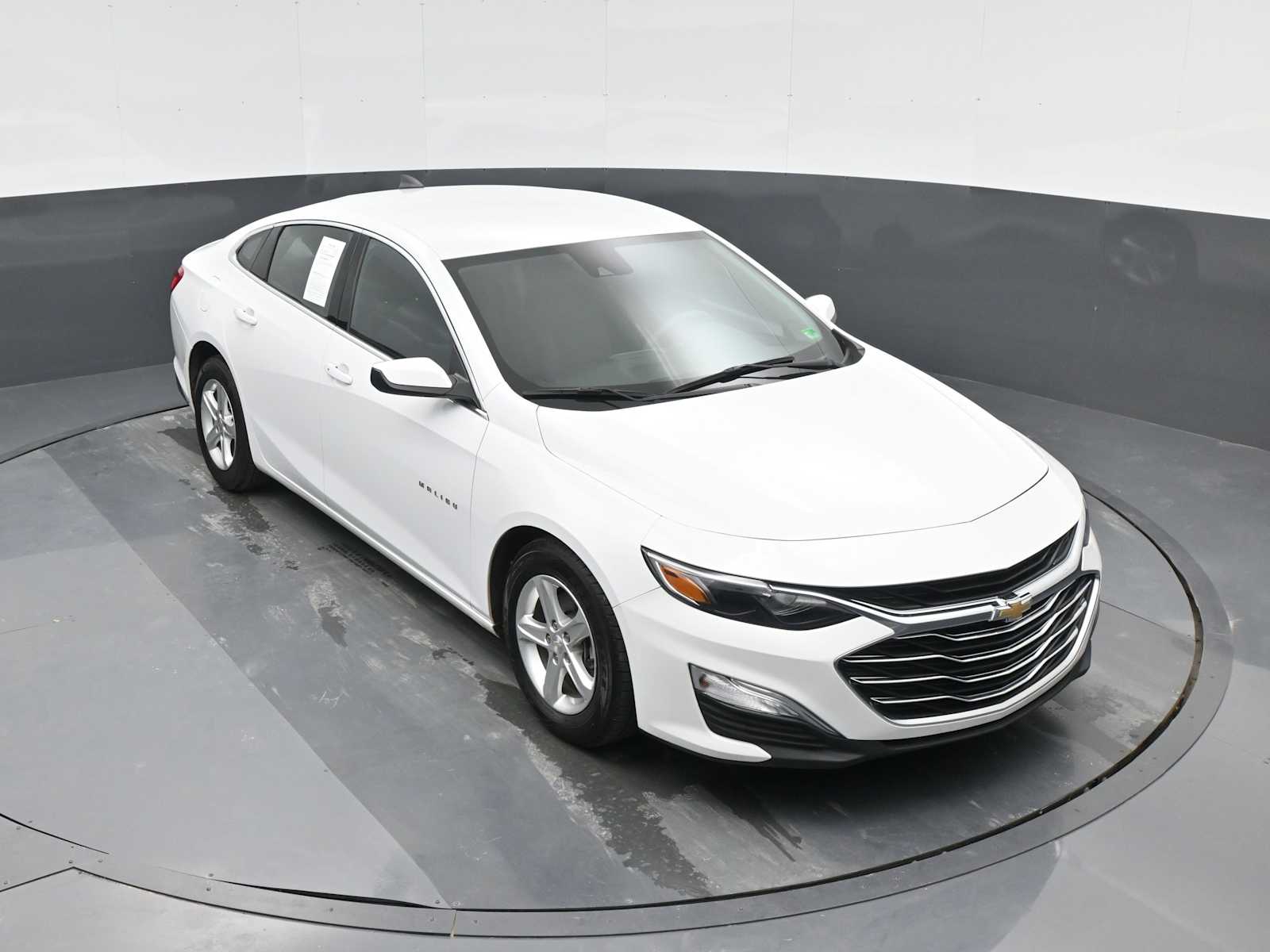 2022 Chevrolet Malibu LS