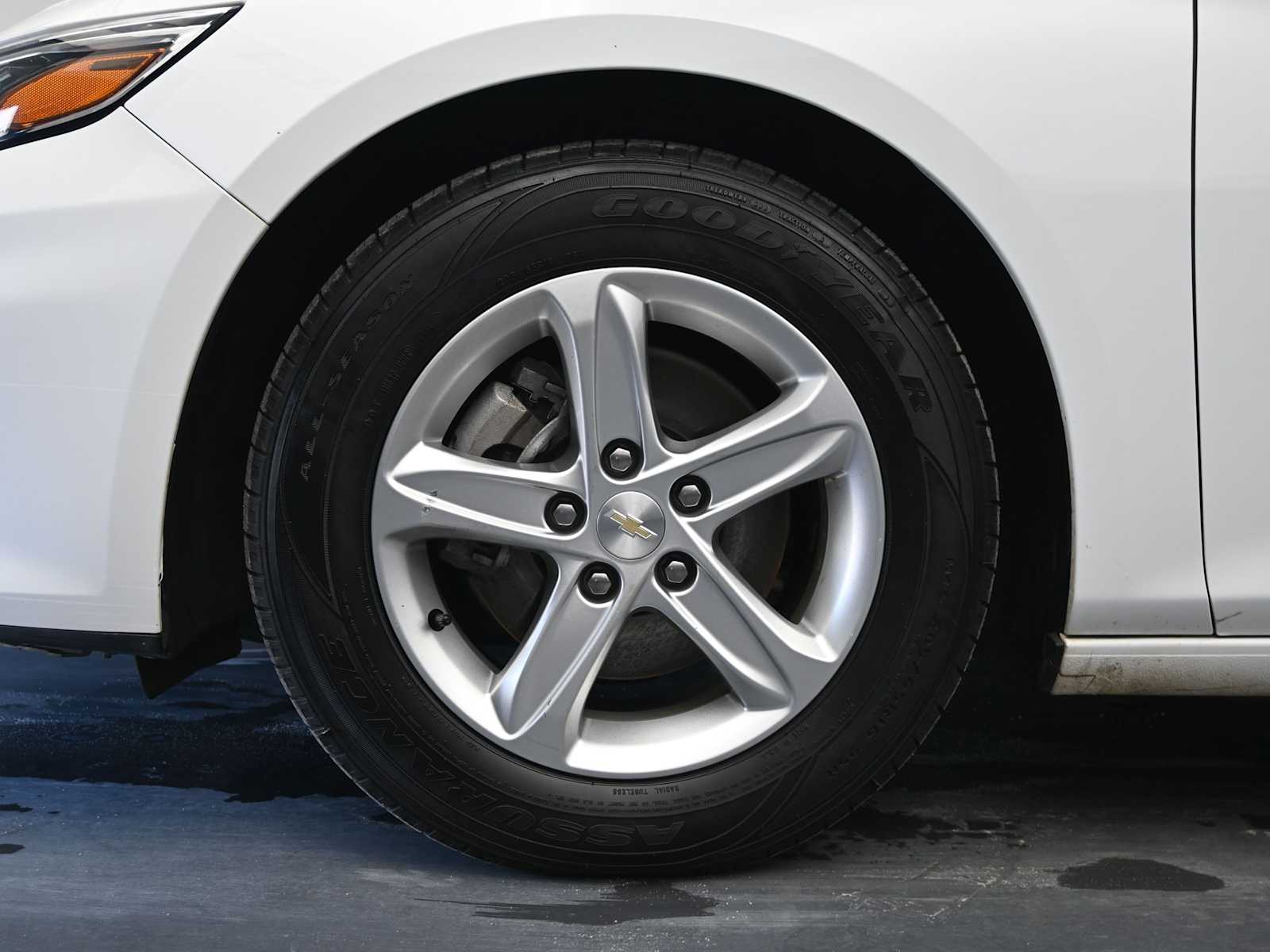 2022 Chevrolet Malibu LS