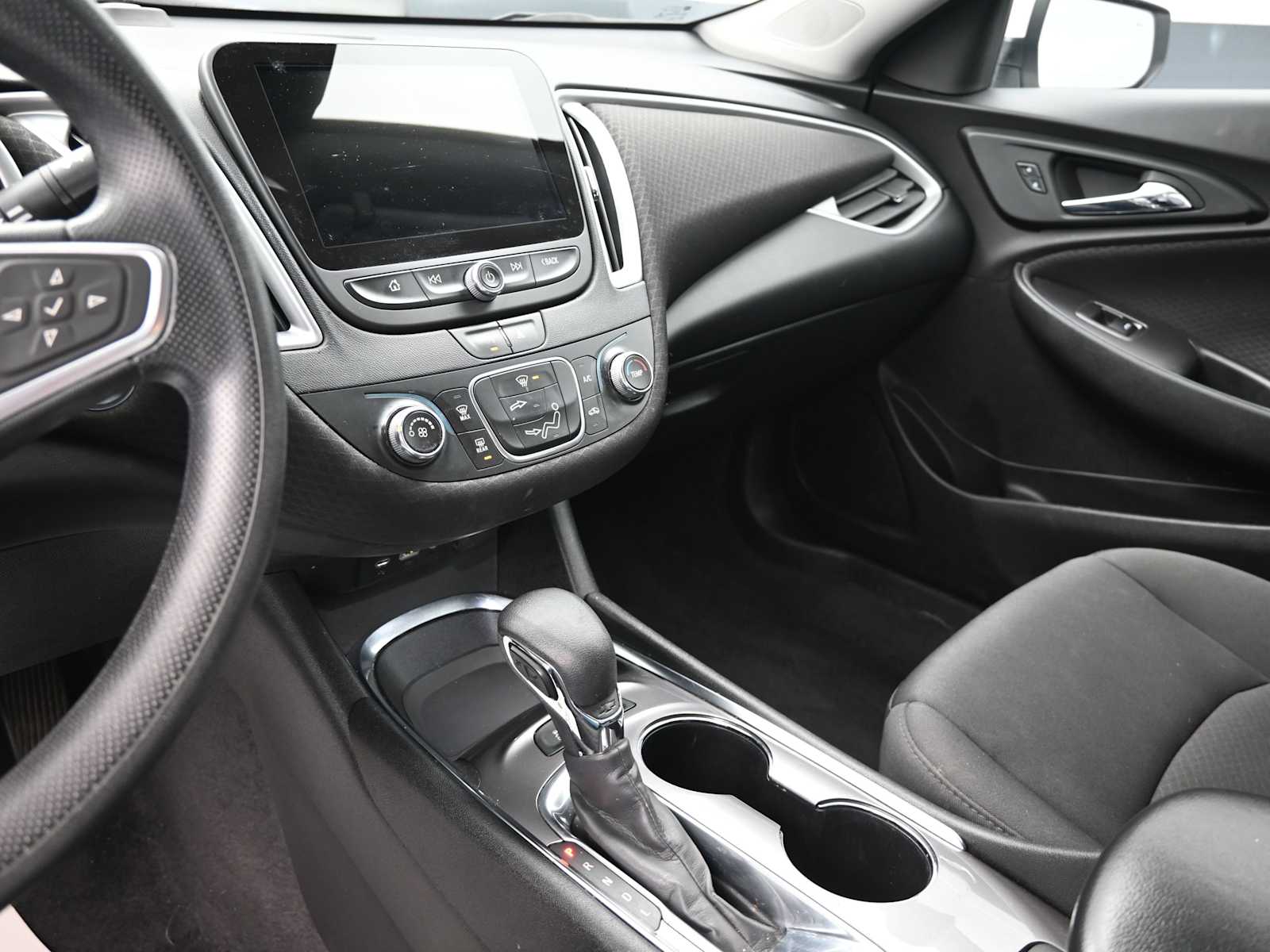 2022 Chevrolet Malibu LS