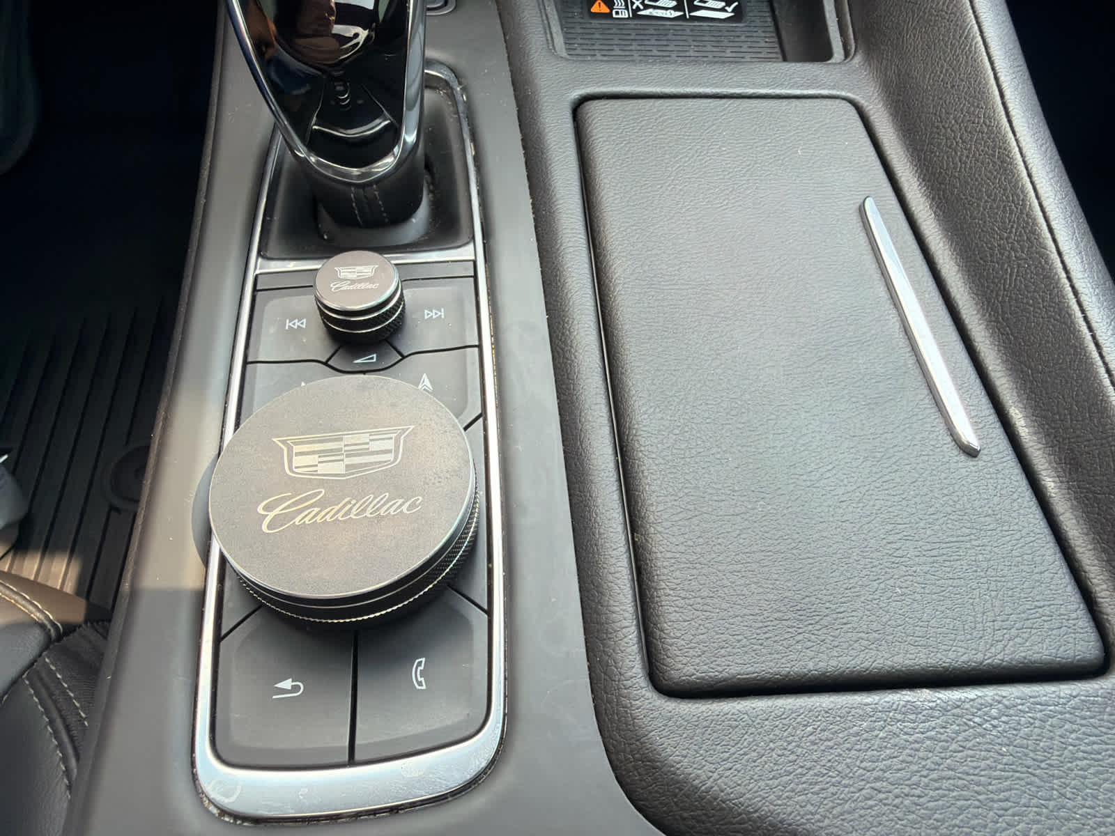 2023 Cadillac CT5 Luxury