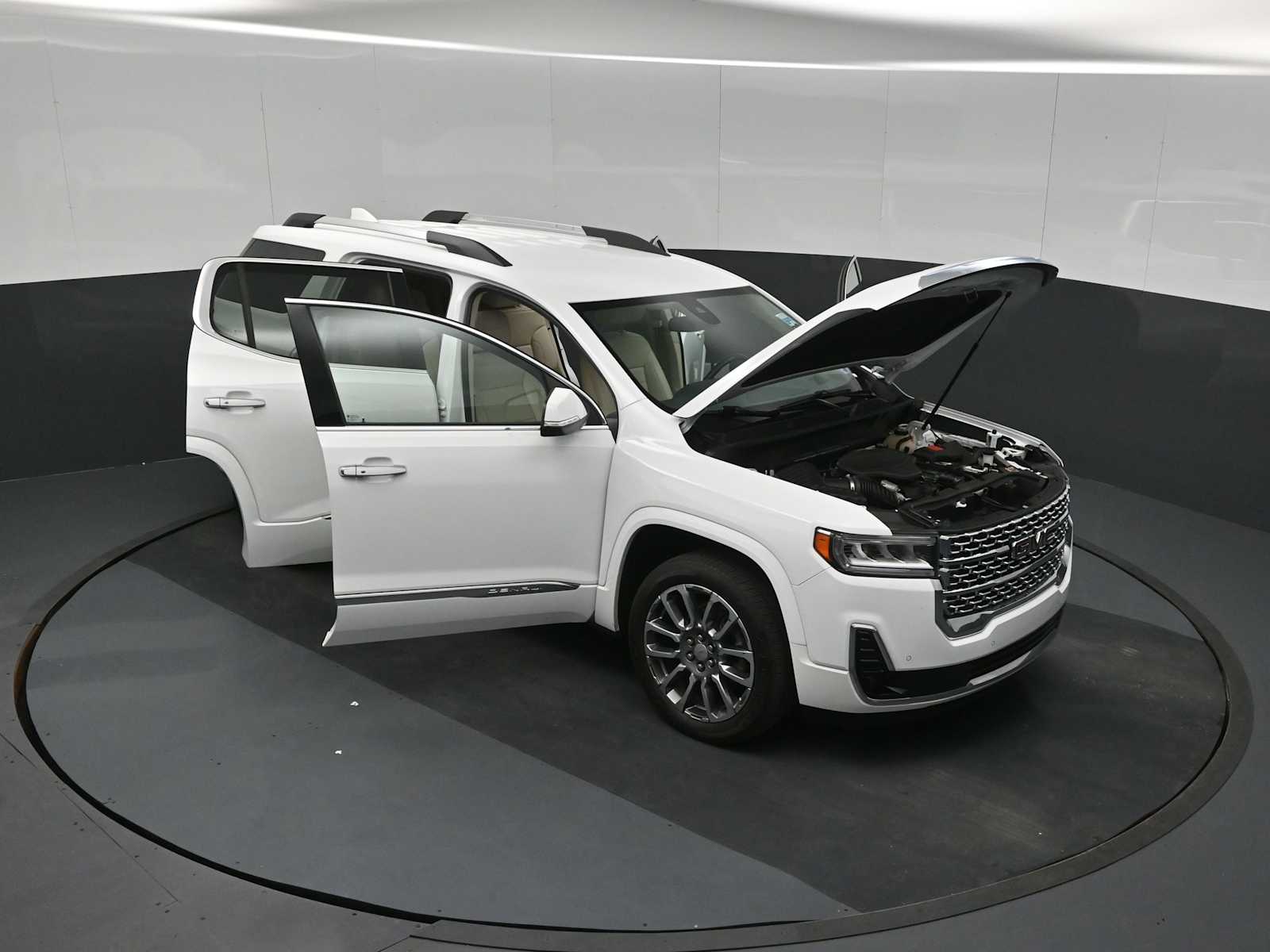 2023 GMC Acadia AWD Denali