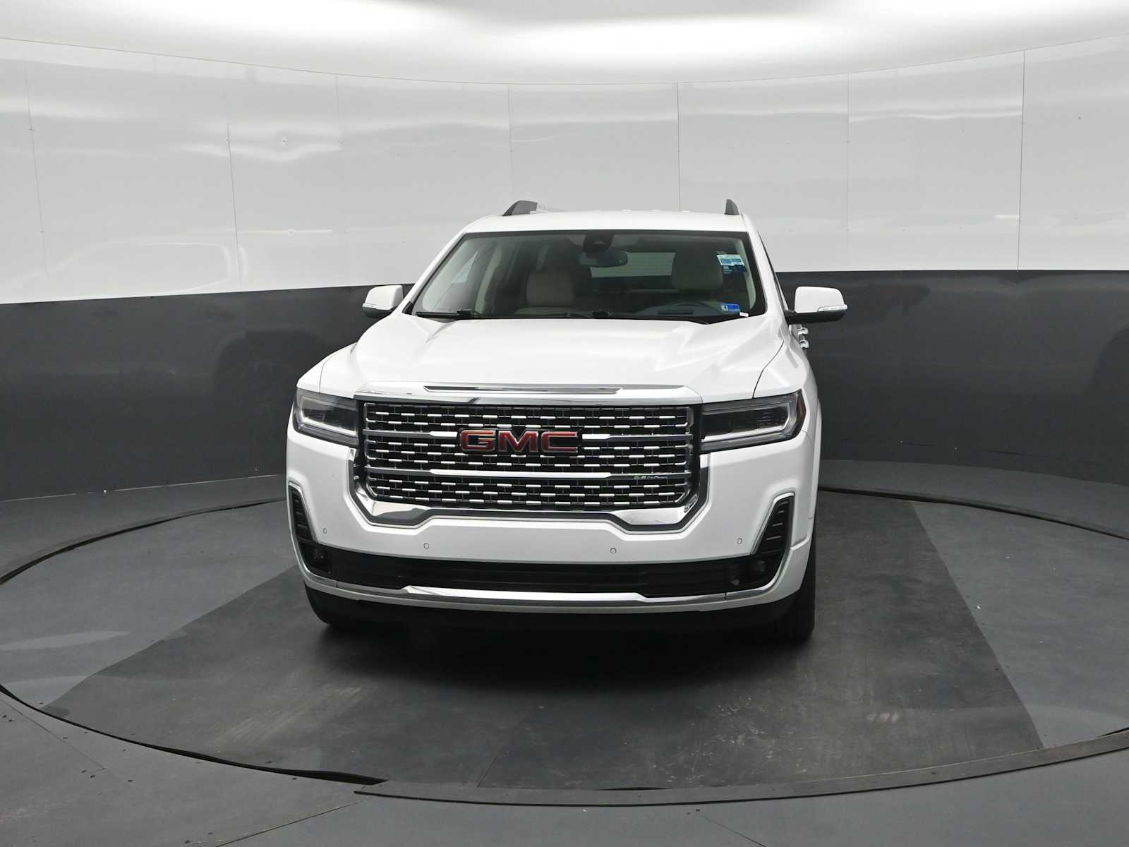2023 GMC Acadia AWD Denali