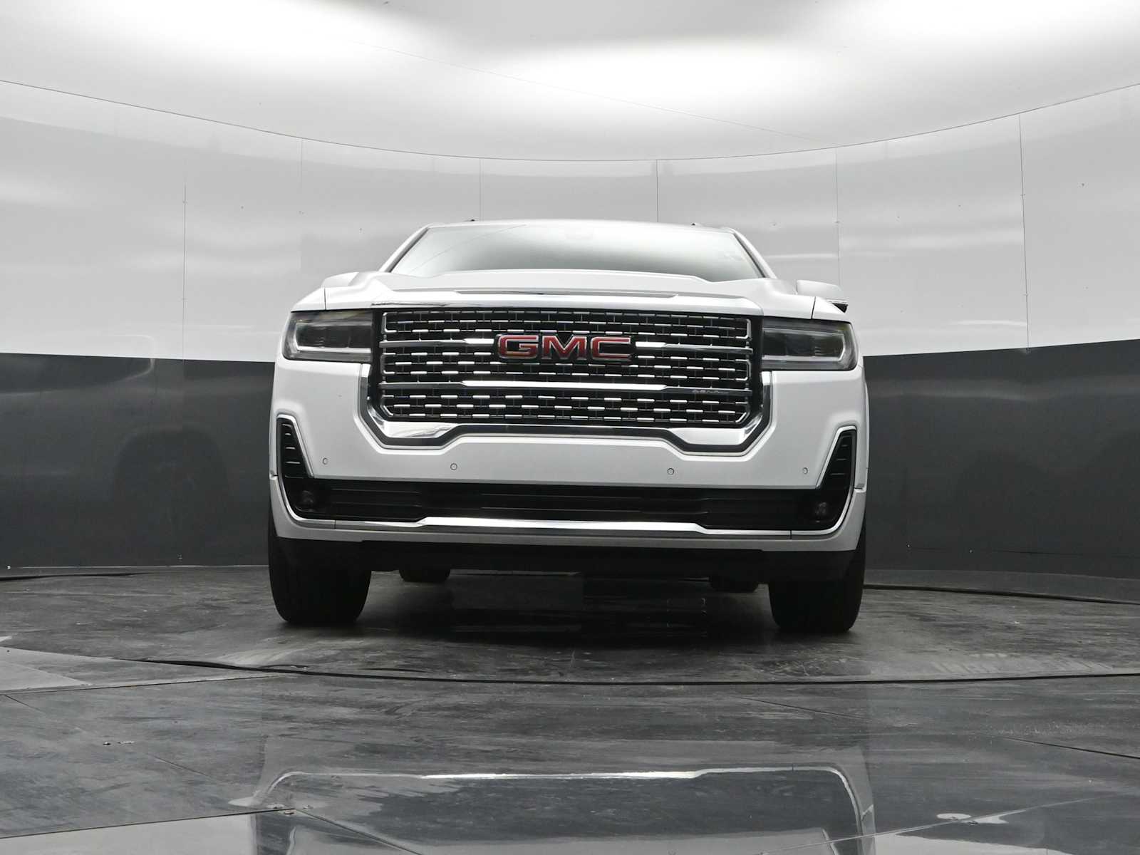 2023 GMC Acadia AWD Denali