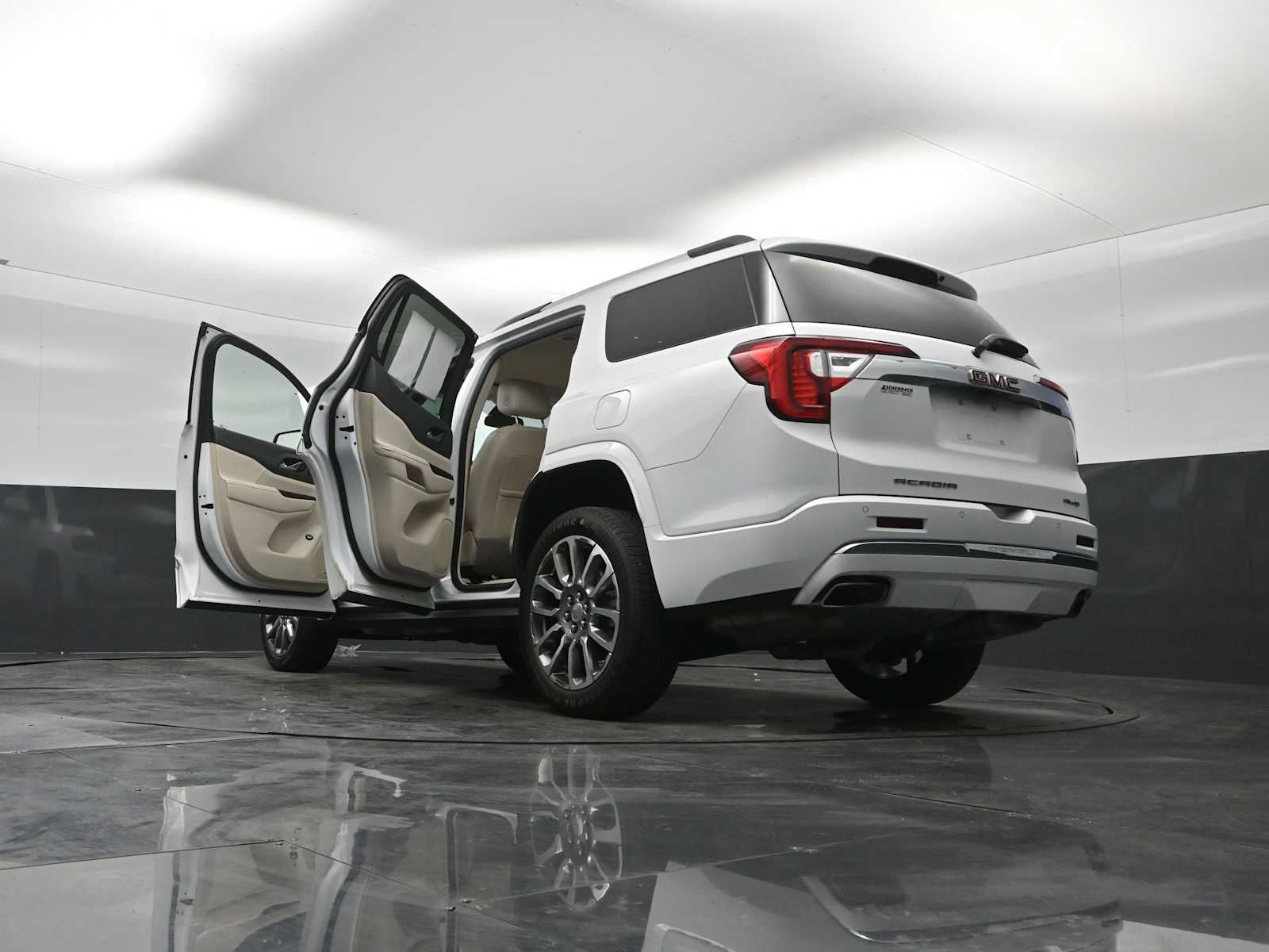 2023 GMC Acadia AWD Denali