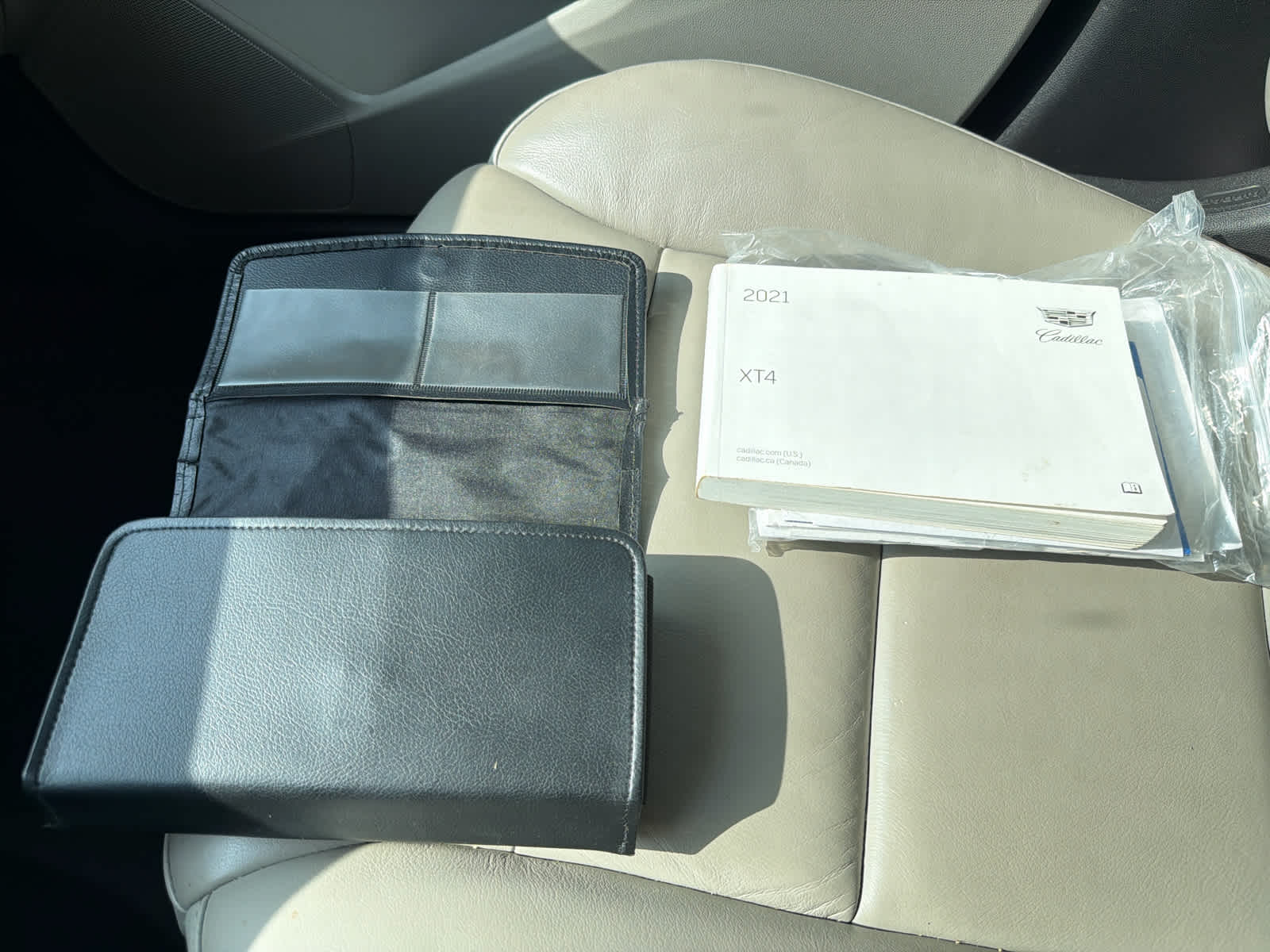 2021 Cadillac XT4 Premium Luxury