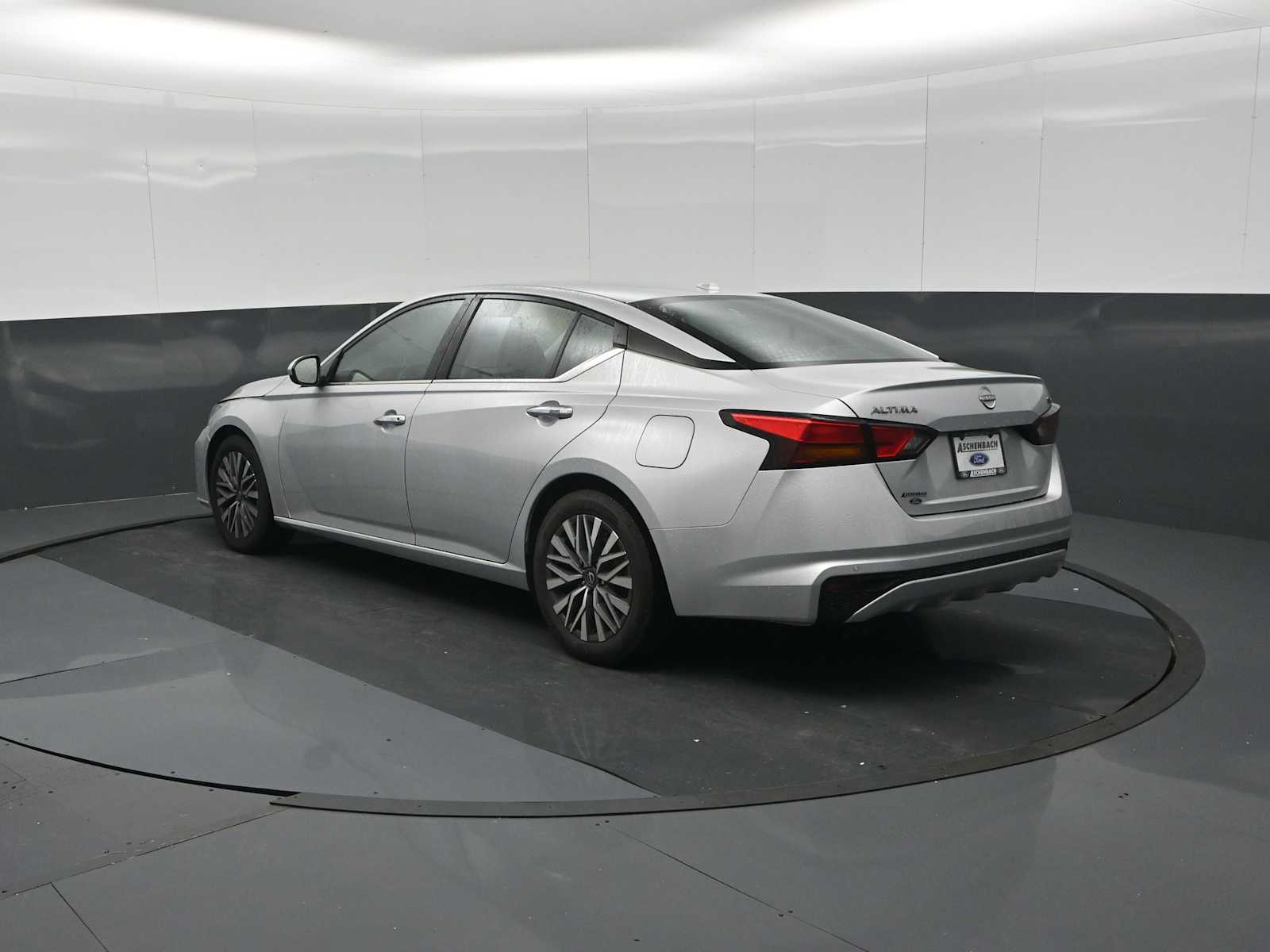 2023 Nissan Altima SV
