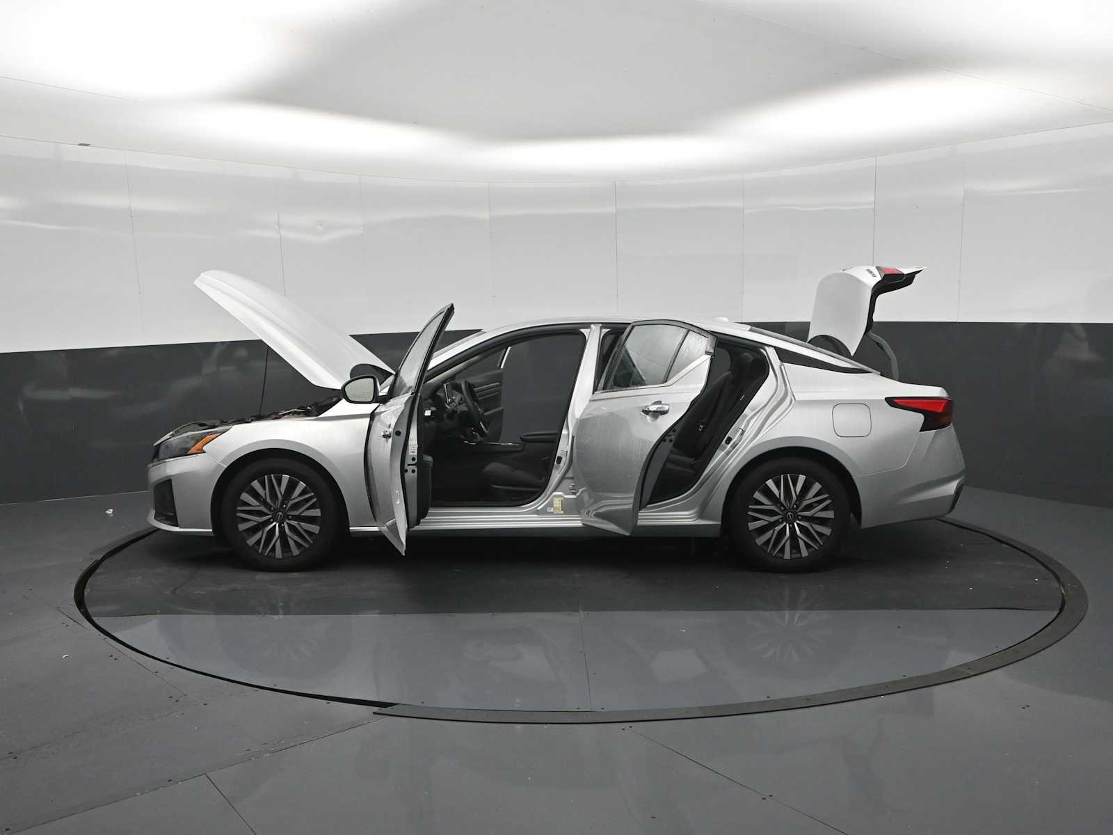 2023 Nissan Altima SV