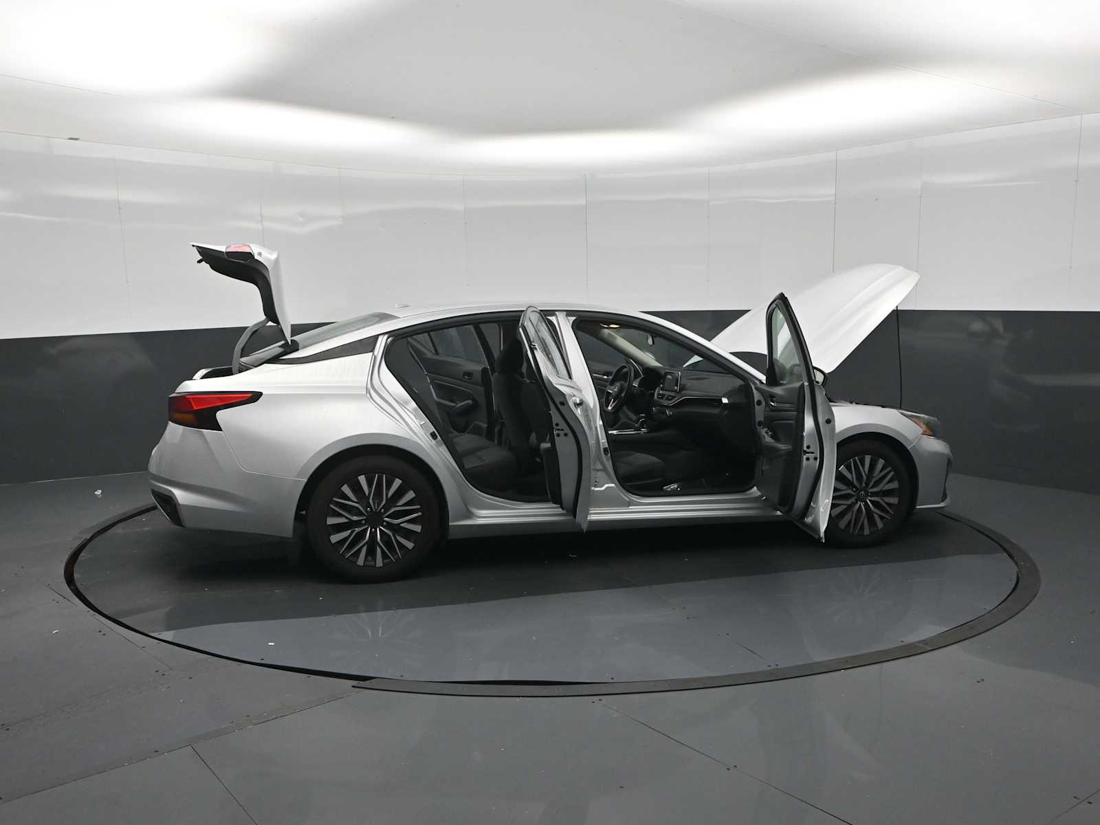 2023 Nissan Altima SV