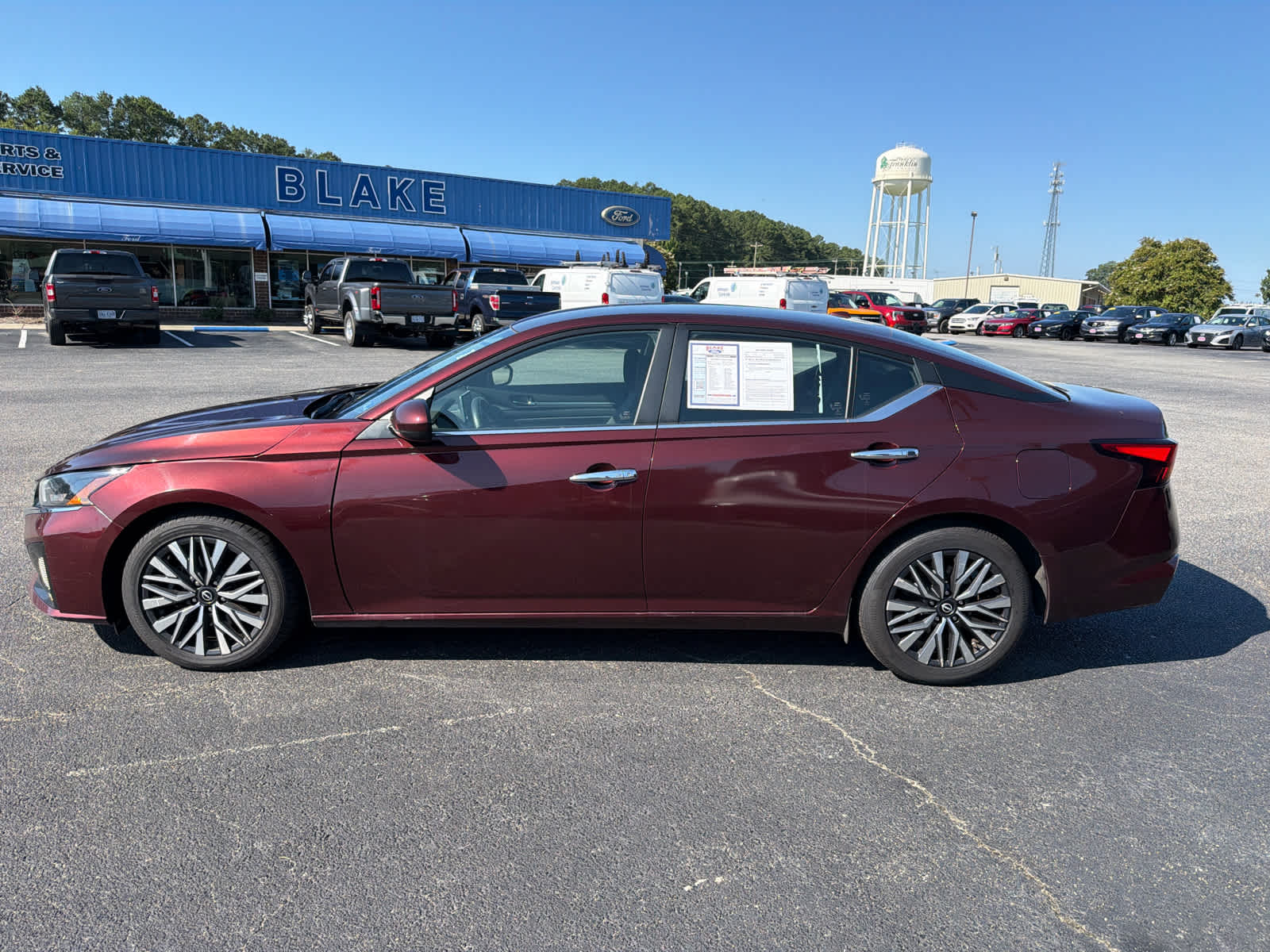 2023 Nissan Altima SV