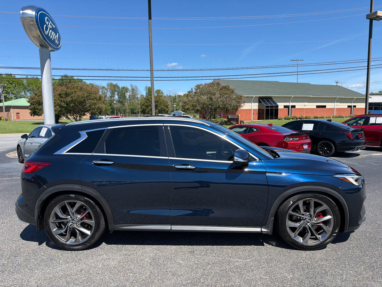 2019 INFINITI QX50 ESSENTIAL