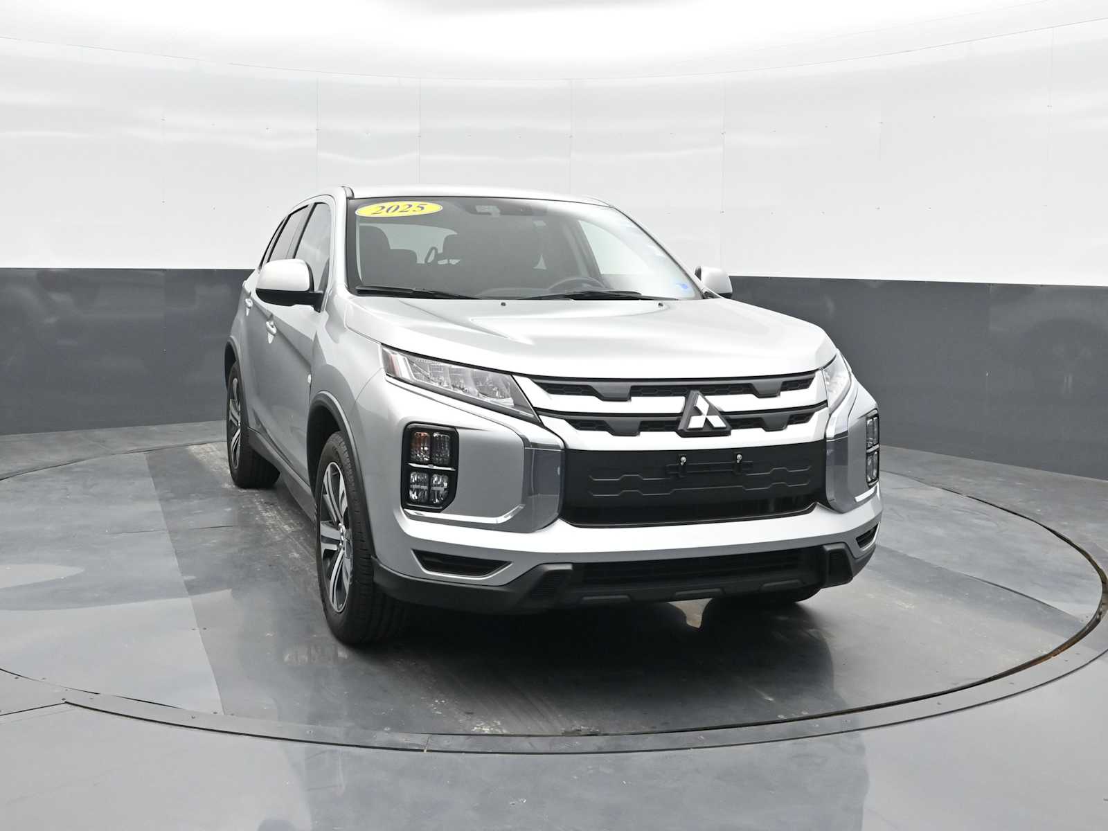 2025 Mitsubishi Outlander Sport ES