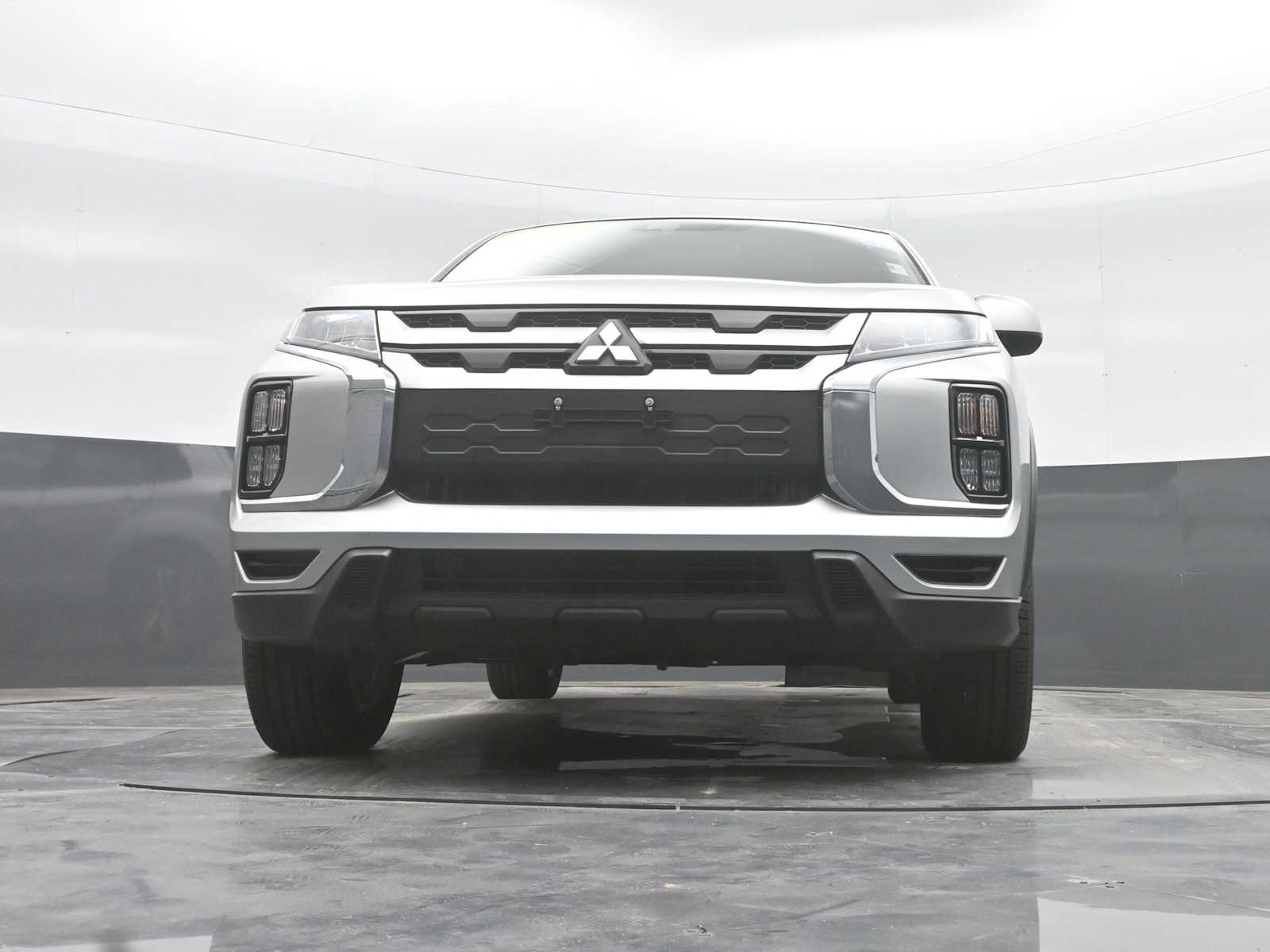 2025 Mitsubishi Outlander Sport ES
