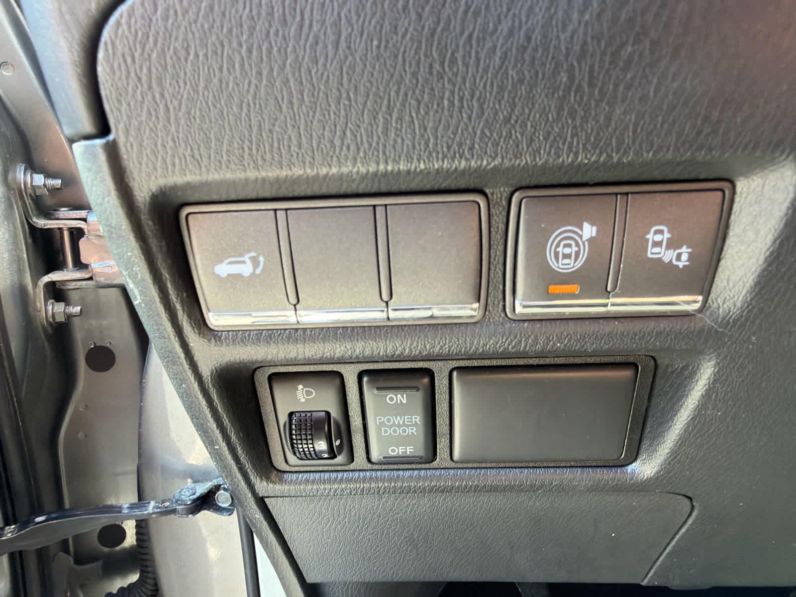 2016 INFINITI QX80 