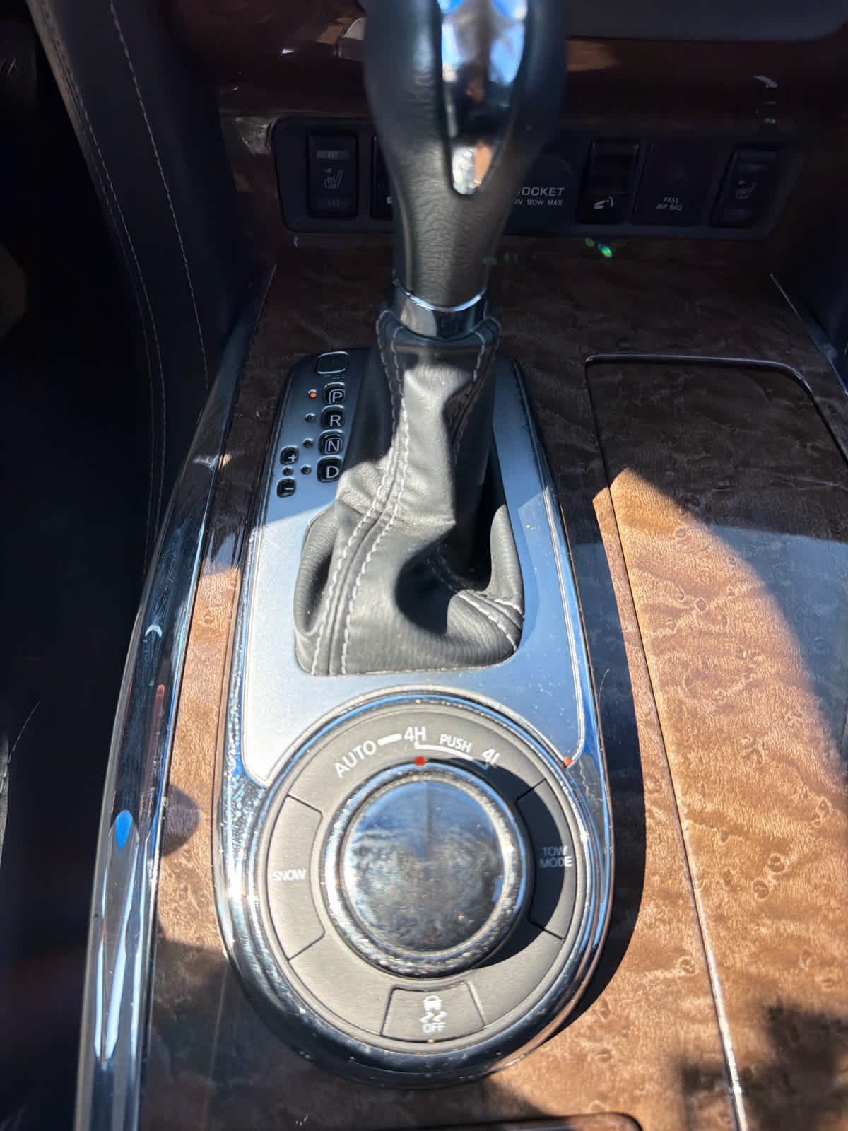 2016 INFINITI QX80 