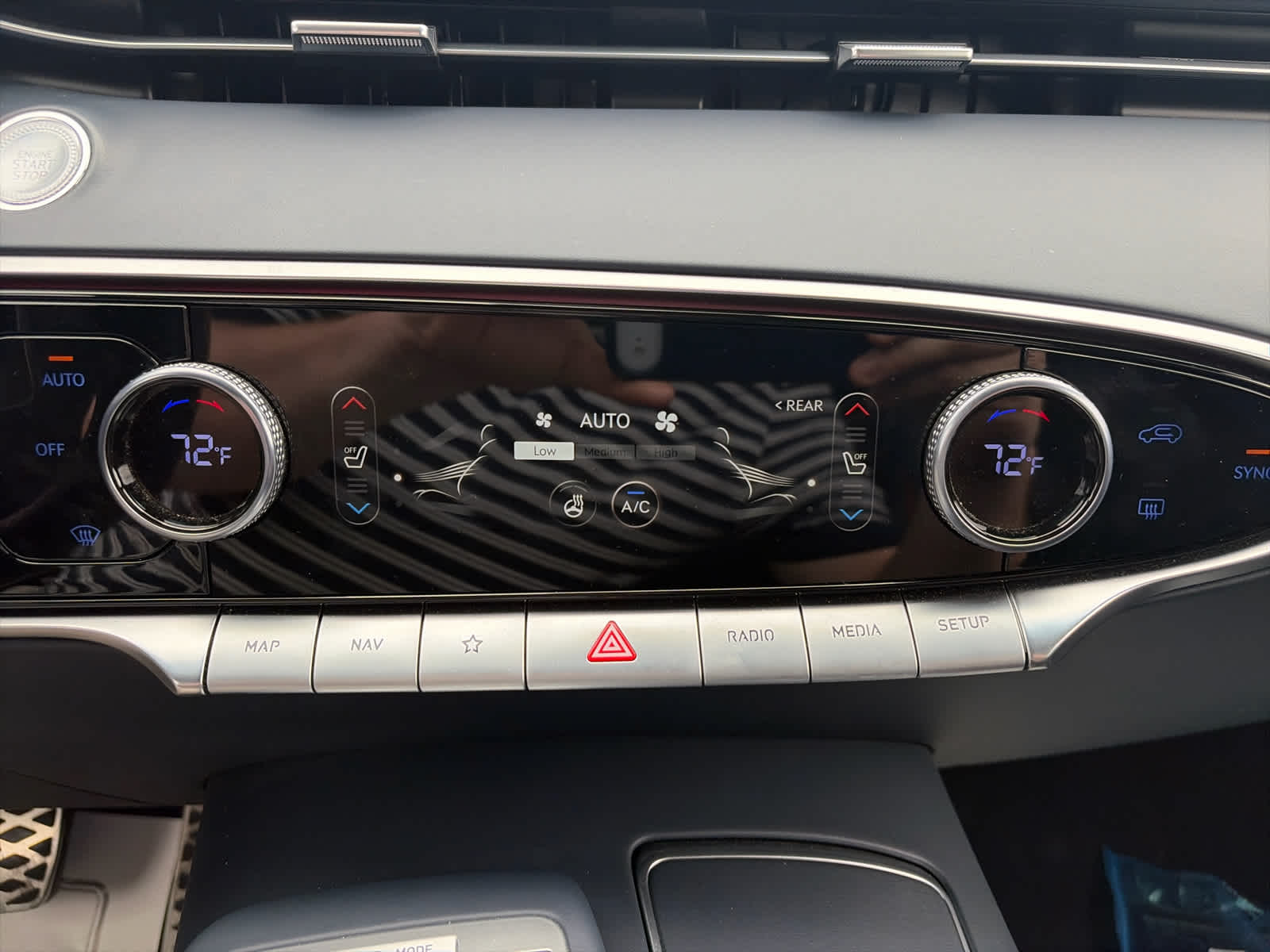 2023 Genesis GV70 2.5T AWD