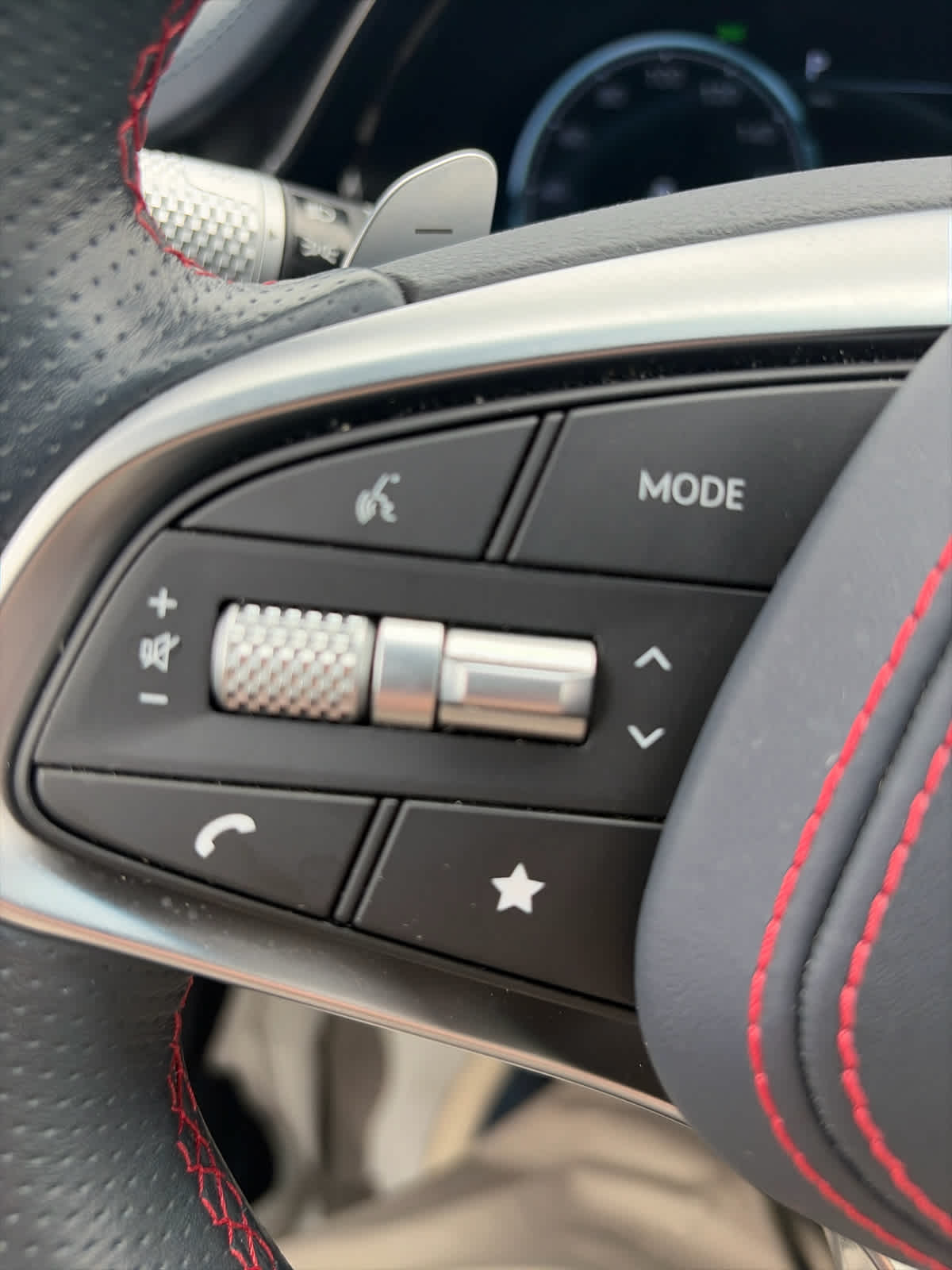 2023 Genesis GV70 2.5T AWD