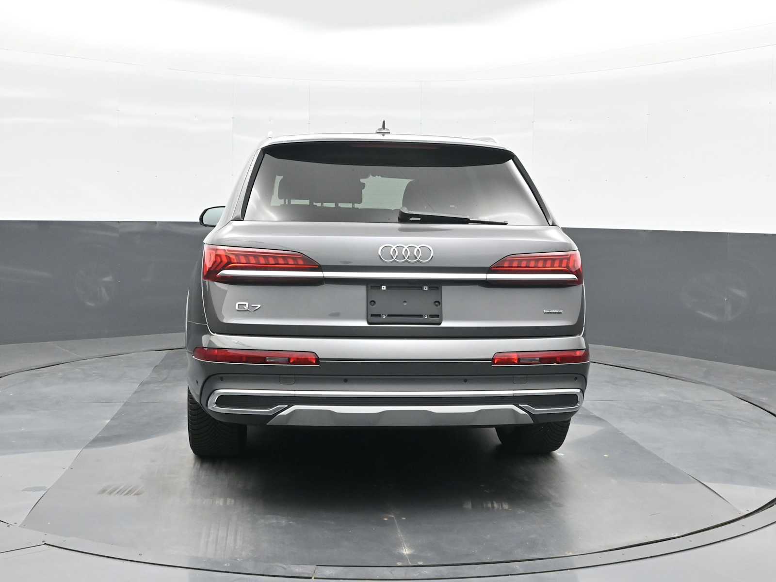 2021 Audi Q7 Premium Plus 55 TFSI quattro Tiptronic