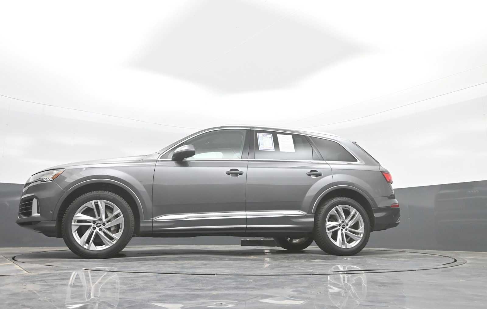 2021 Audi Q7 Premium Plus 55 TFSI quattro Tiptronic