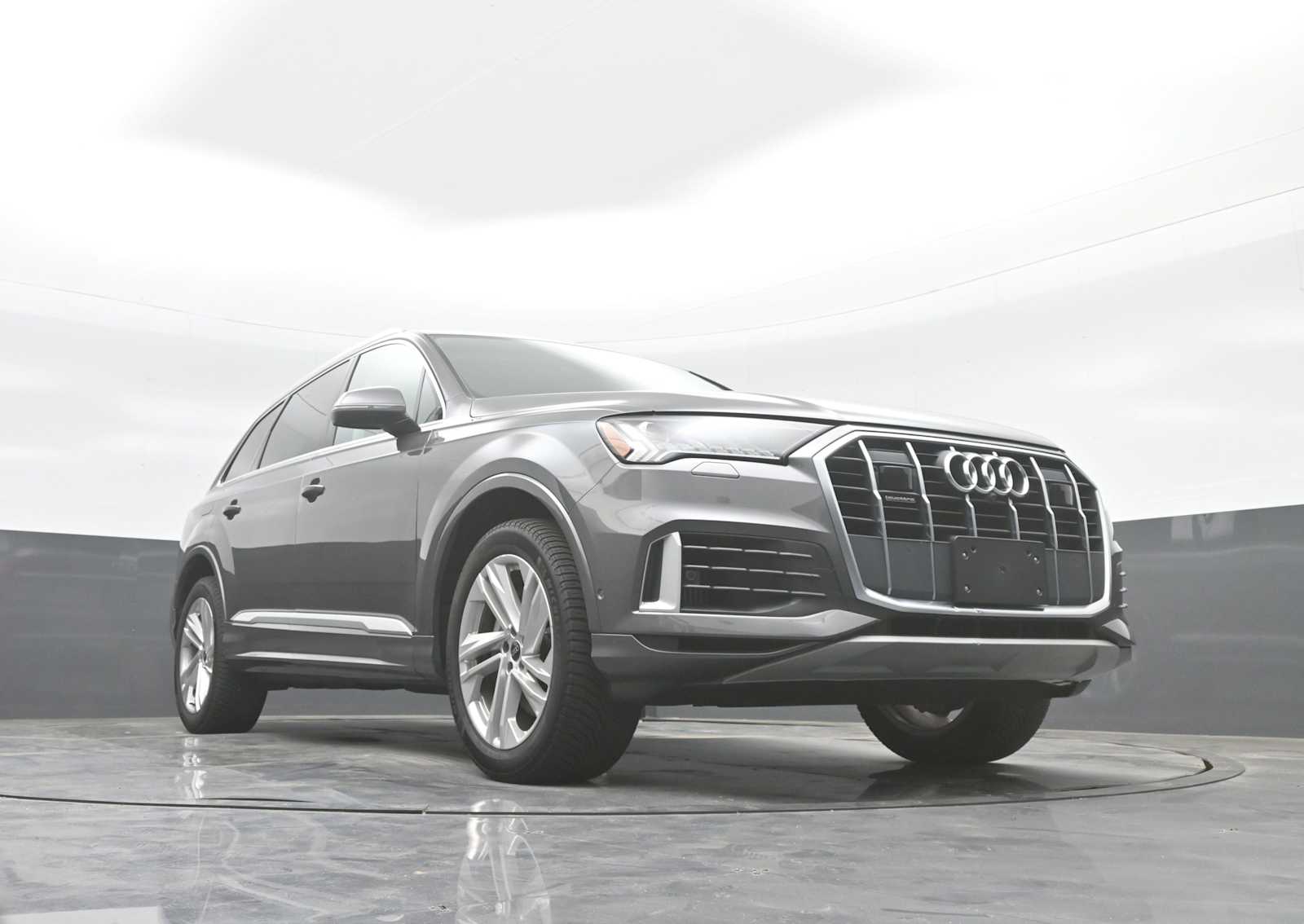 2021 Audi Q7 Premium Plus 55 TFSI quattro Tiptronic
