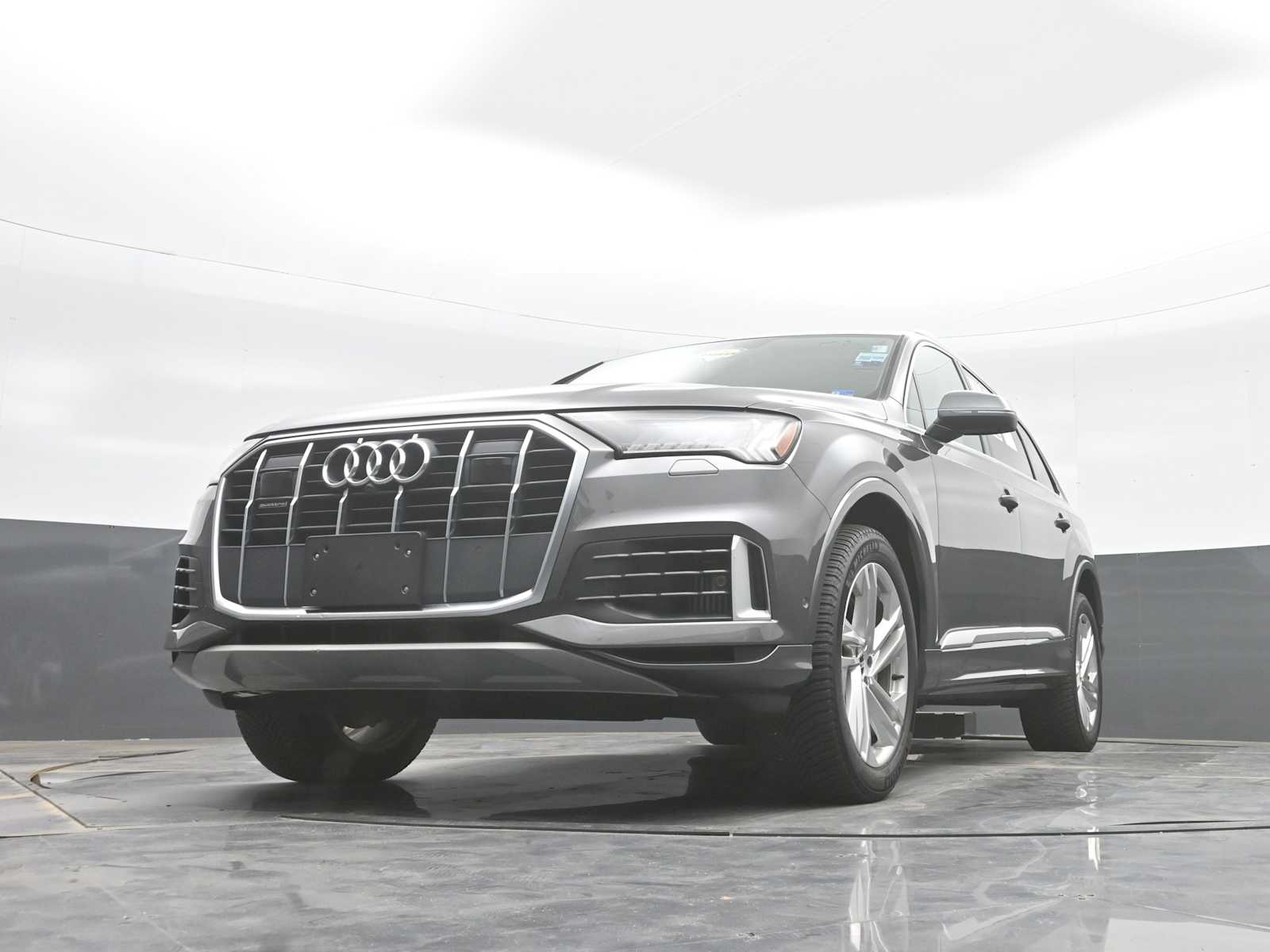 2021 Audi Q7 Premium Plus 55 TFSI quattro Tiptronic