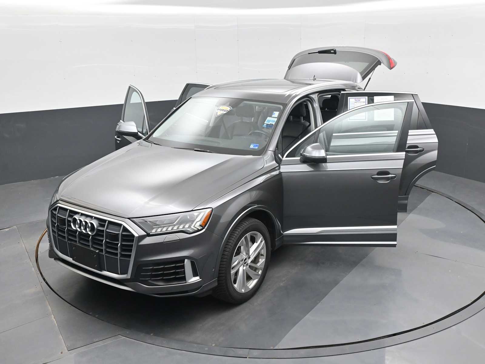 2021 Audi Q7 Premium Plus 55 TFSI quattro Tiptronic
