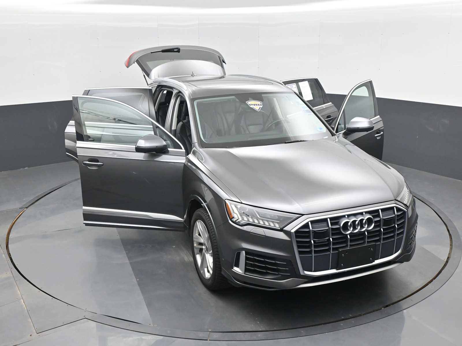 2021 Audi Q7 Premium Plus 55 TFSI quattro Tiptronic