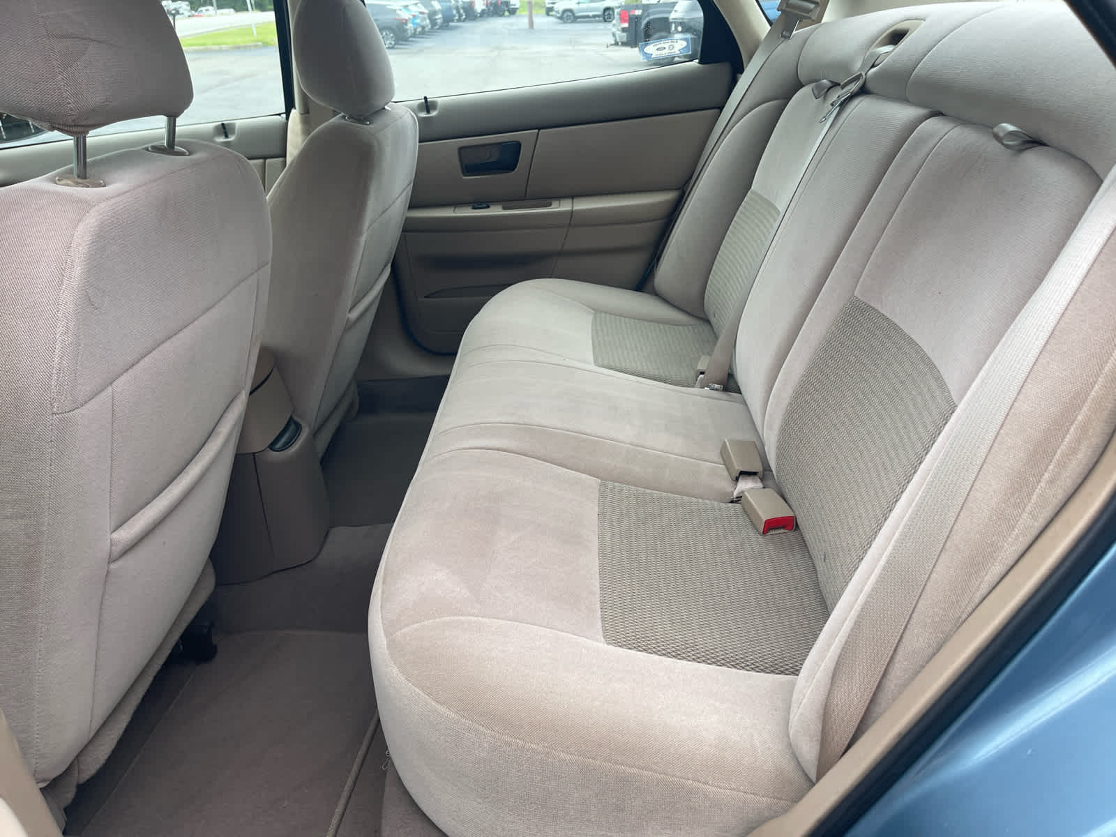 2005 Ford Taurus SE