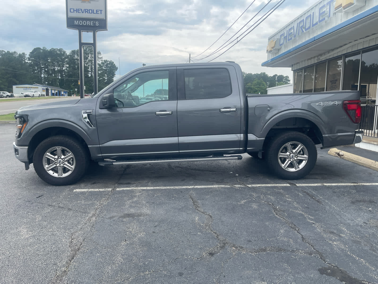 2025 Ford F-150 XLT