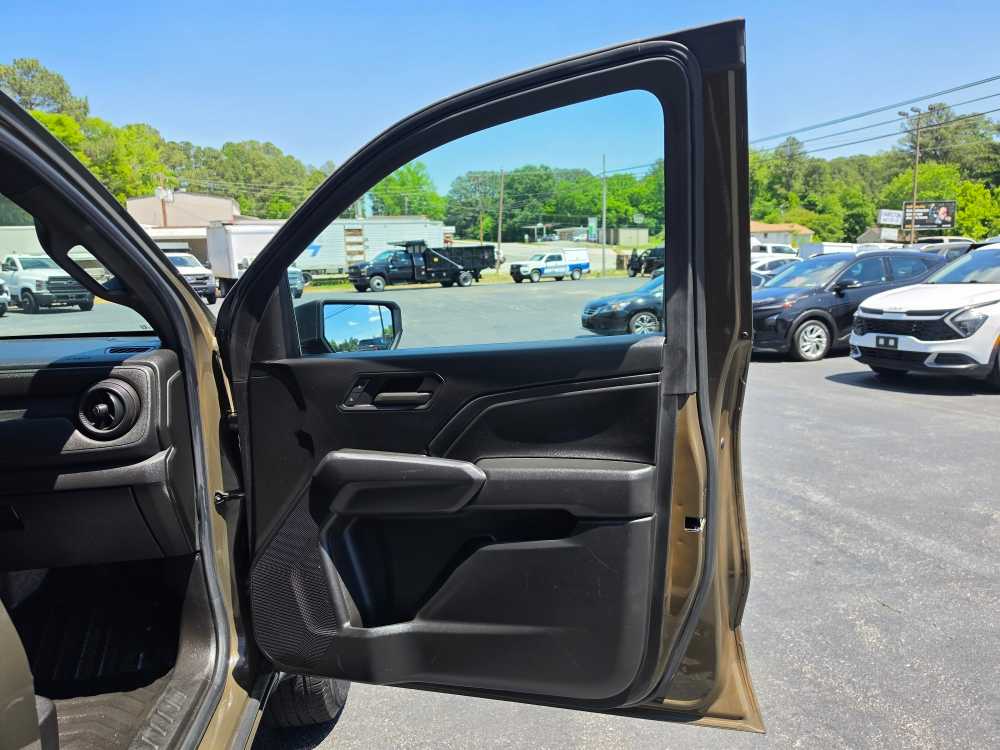 2023 Chevrolet Colorado WT