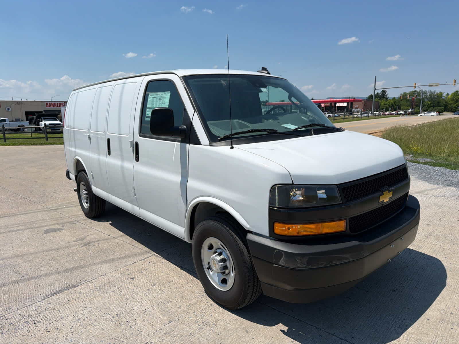 2025 Chevrolet Express Cargo 3500