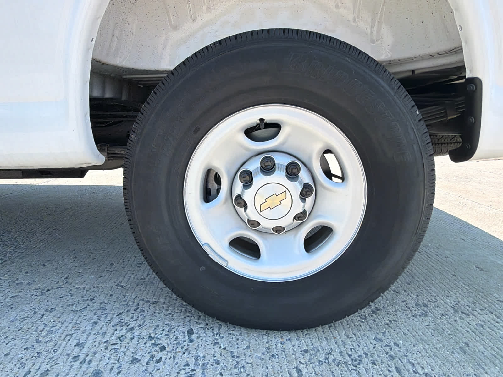 2025 Chevrolet Express Cargo 3500