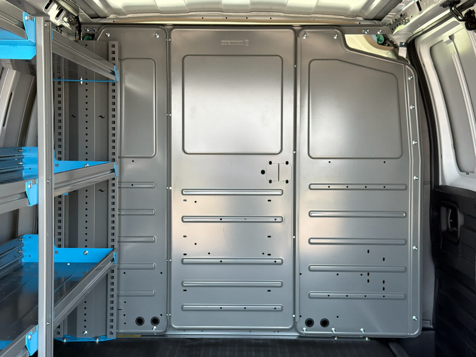 2025 Chevrolet Express Cargo 3500