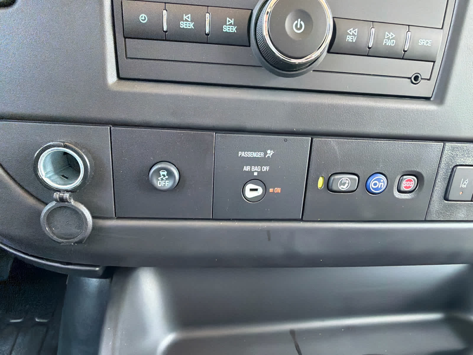 2025 Chevrolet Express Cargo 3500