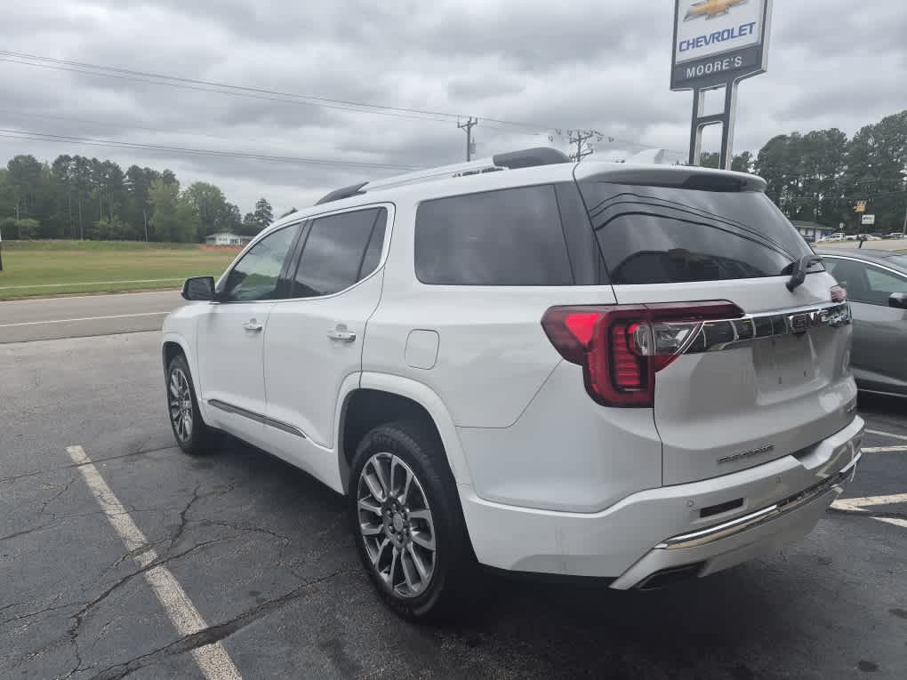 2023 GMC Acadia Denali