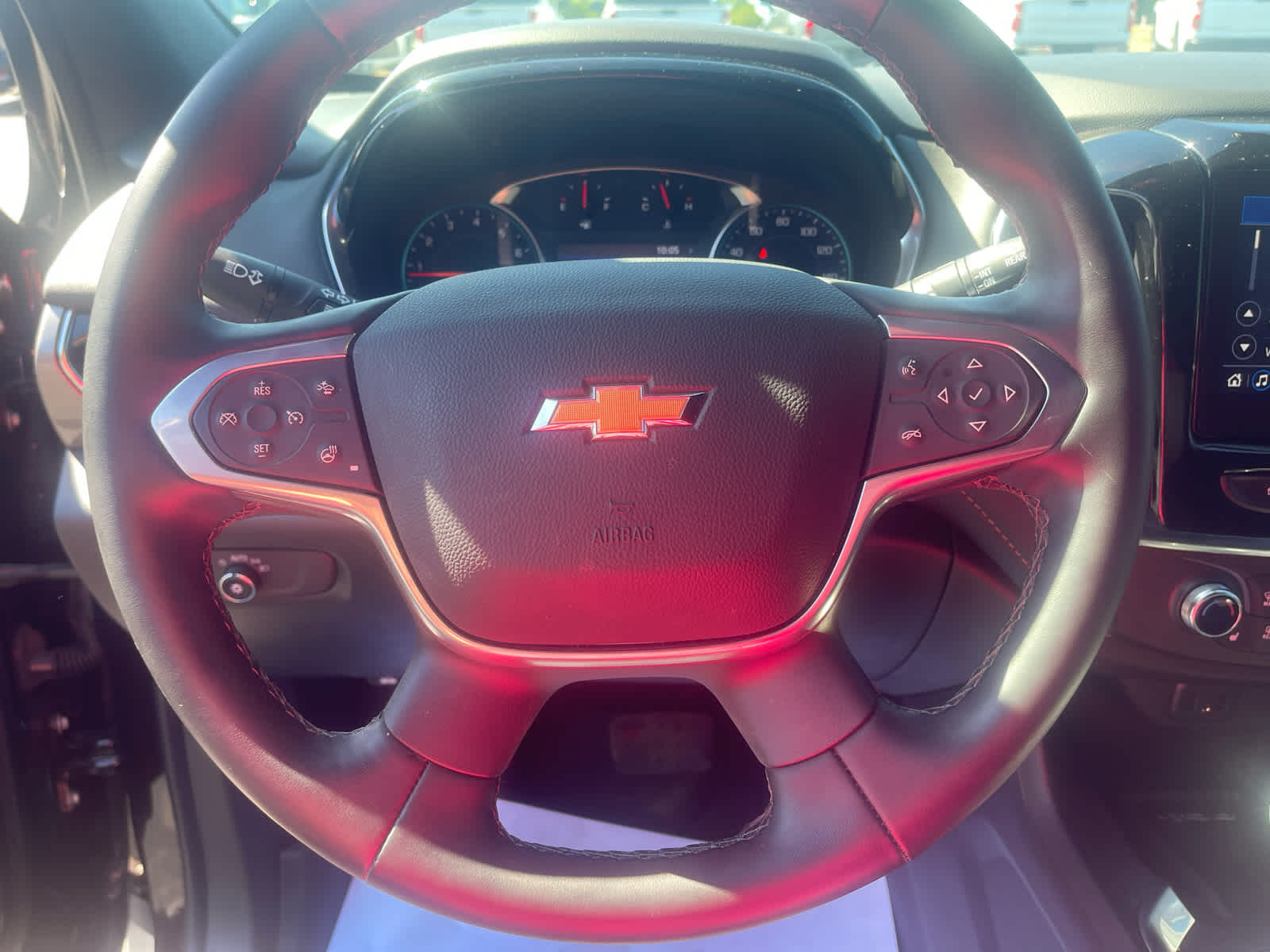 2023 Chevrolet Traverse LT Leather