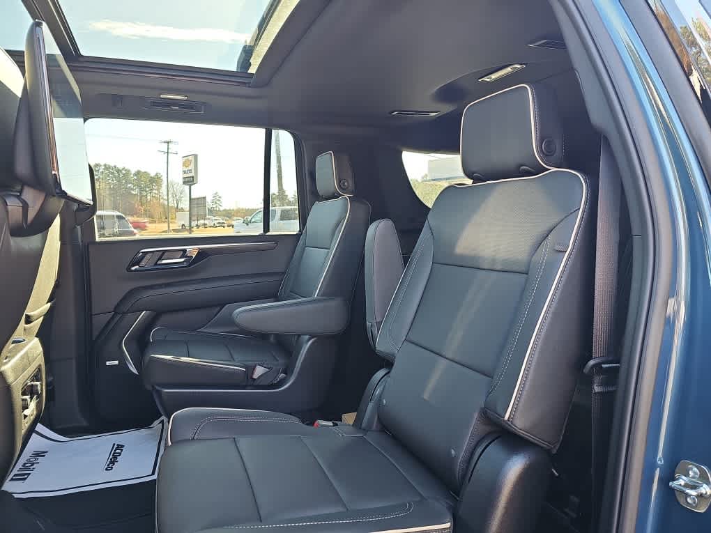 2026 Chevrolet Suburban Premier, 4WD